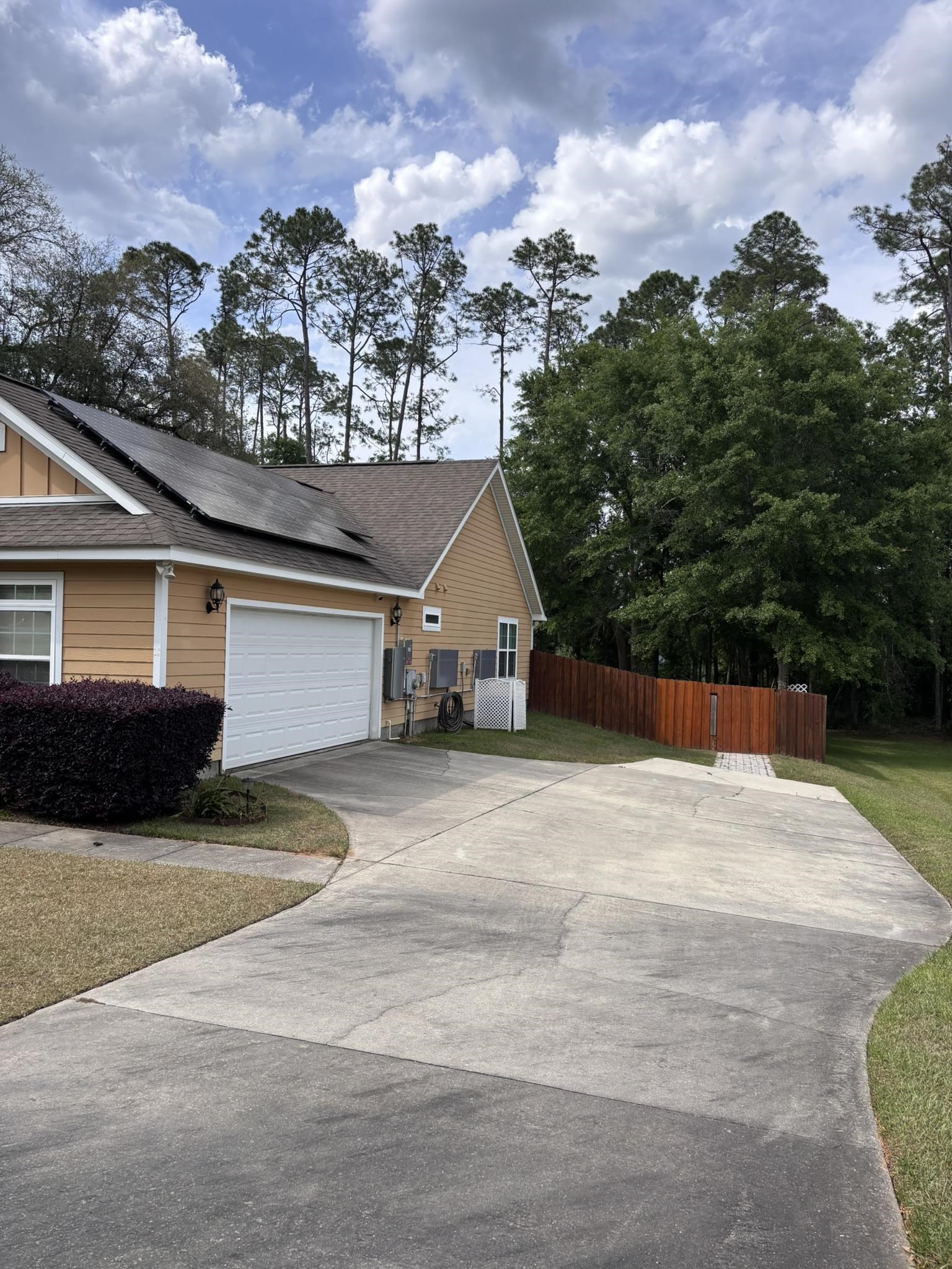 1121 Archangel Way