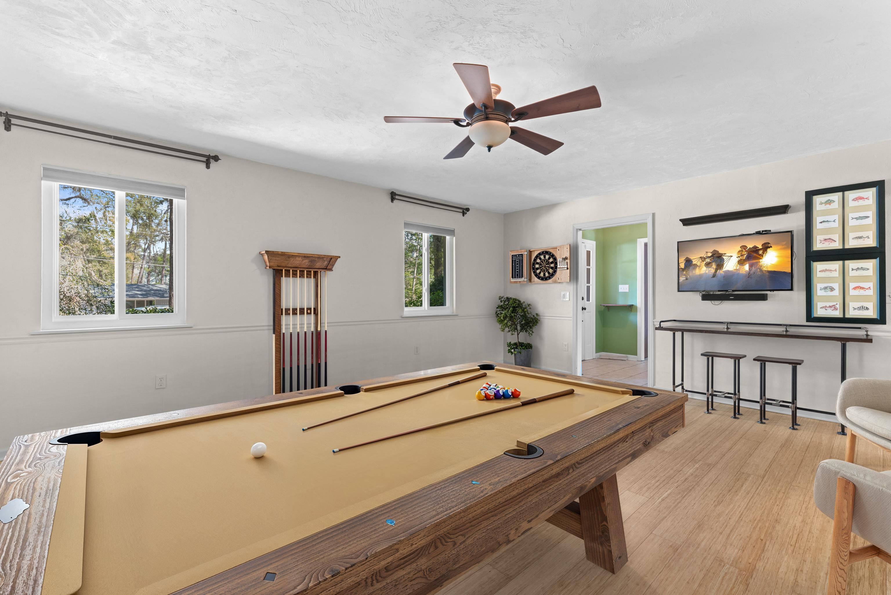 1611 WOODGATE Way