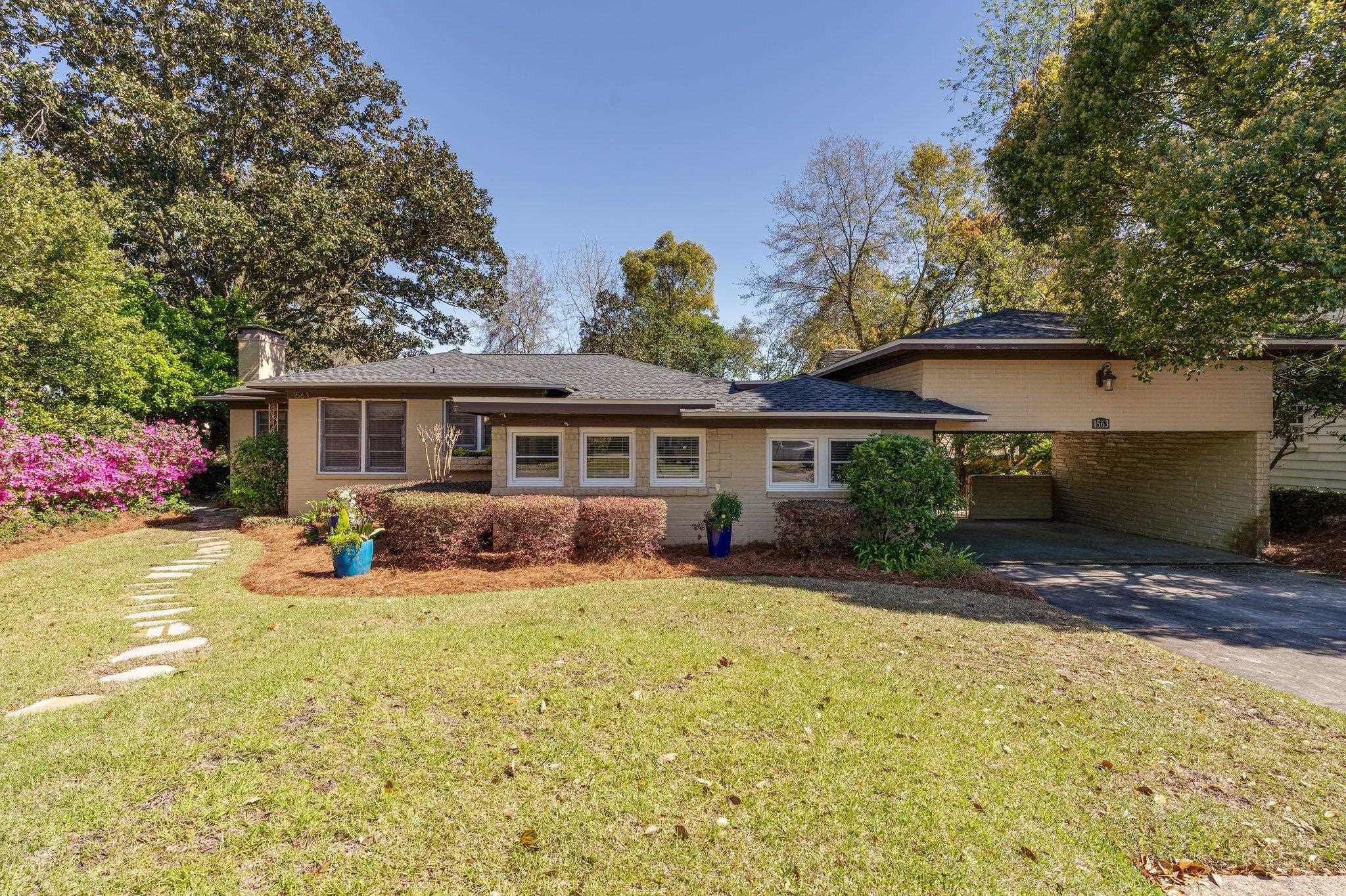 1563 Fernando Drive