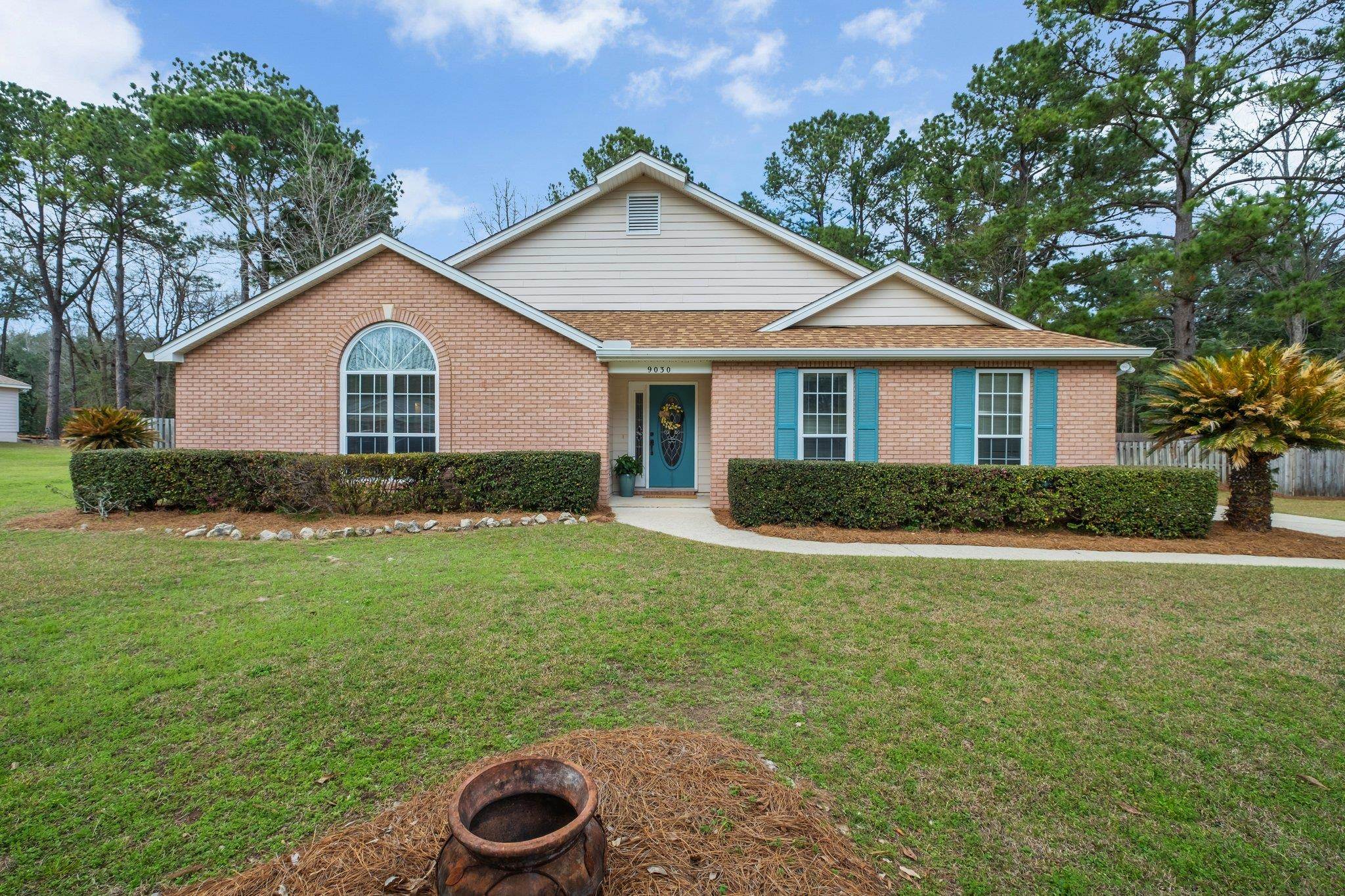 9030 Foxwood Drive N