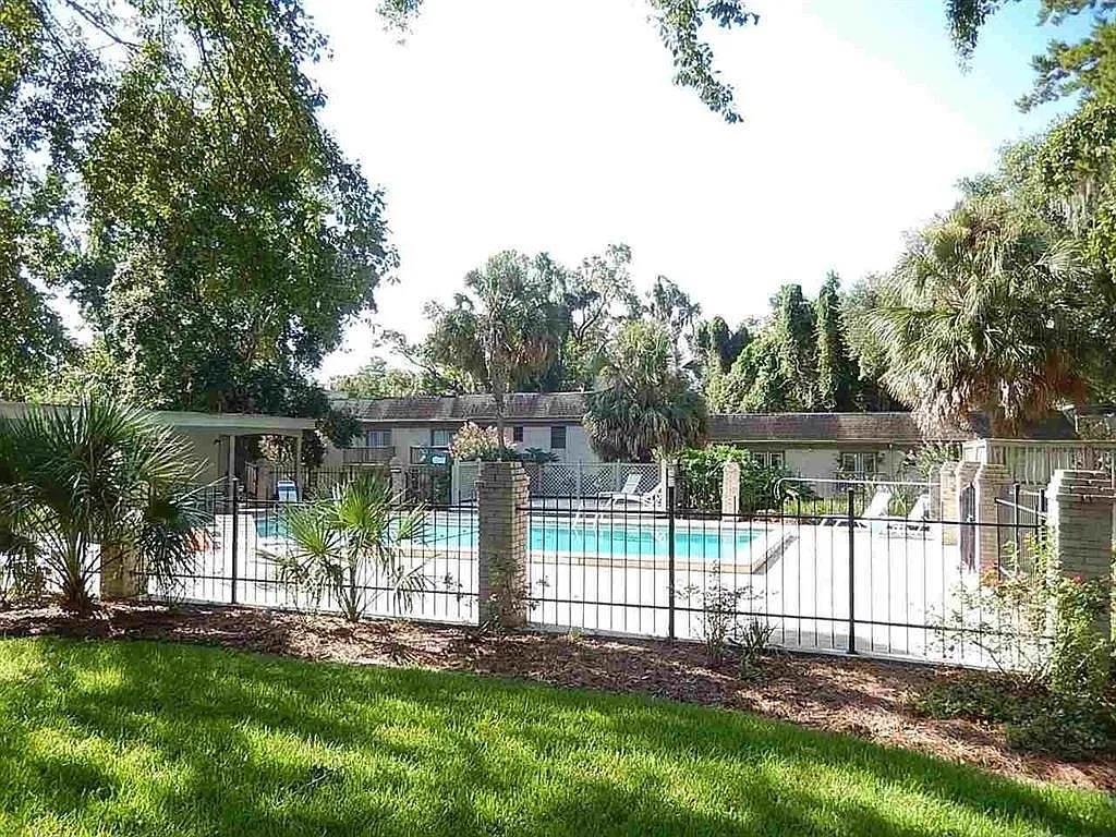 1951 N Meridian Road