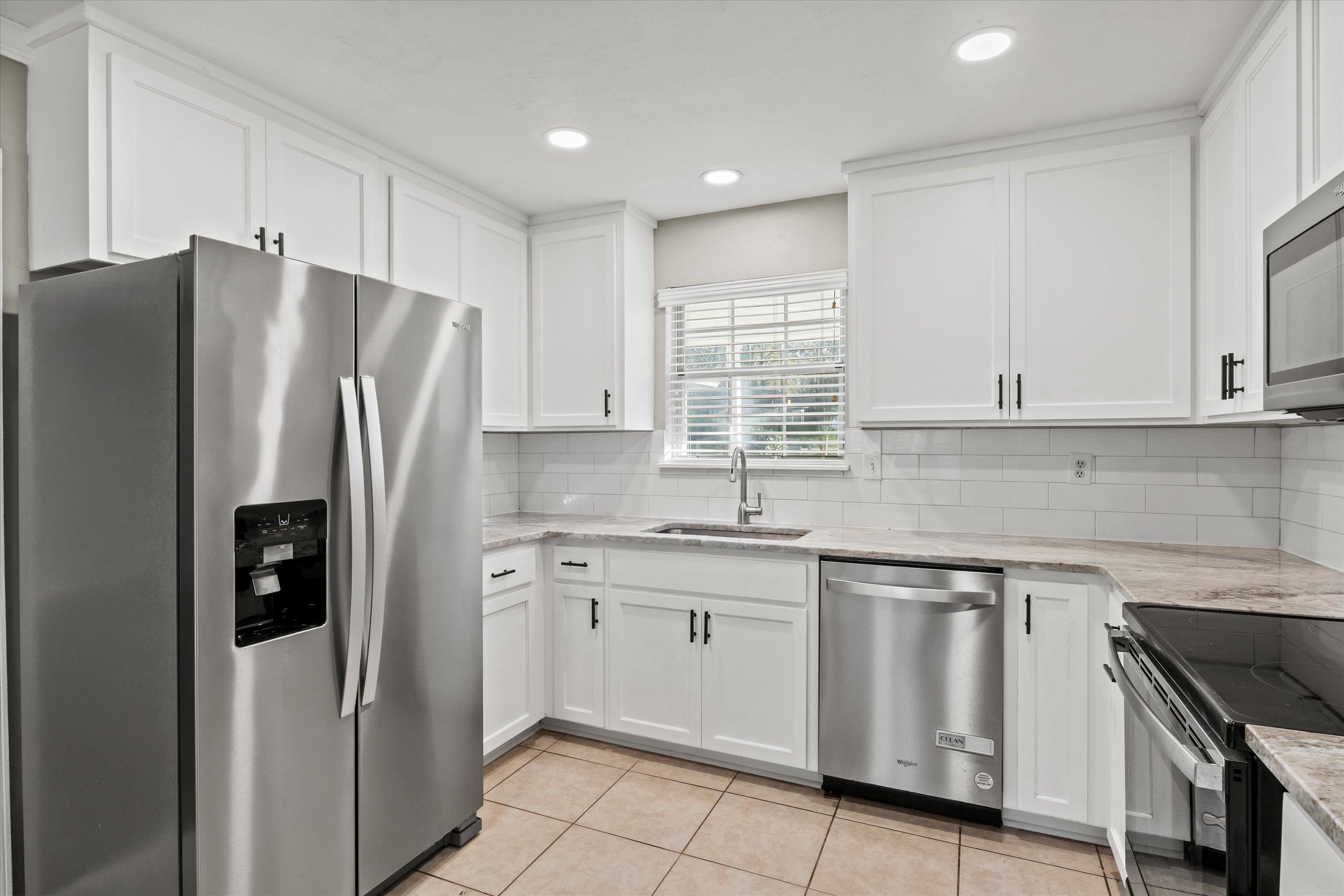 2912 Gallahadion Court