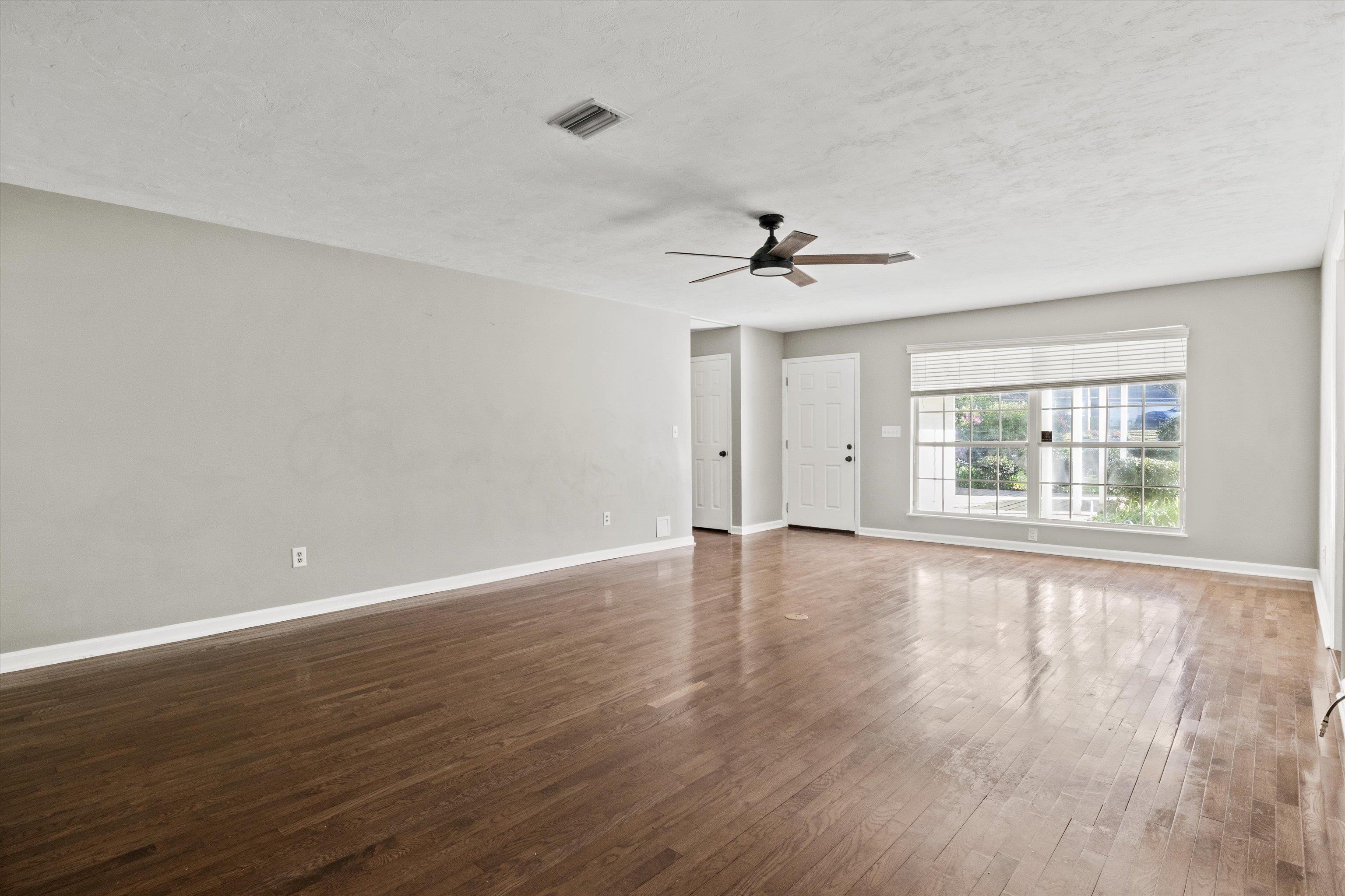 2912 Gallahadion Court