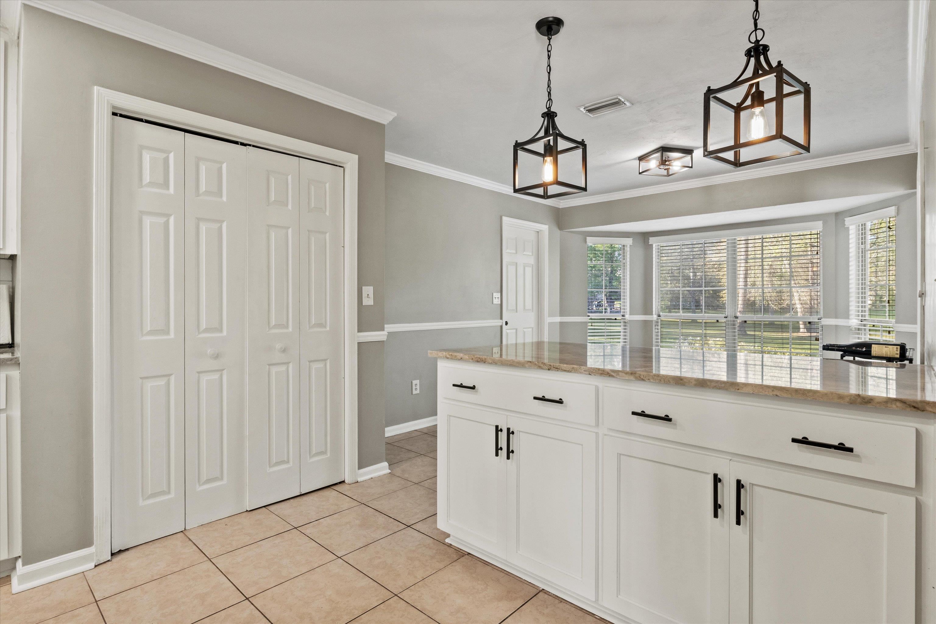 2912 Gallahadion Court