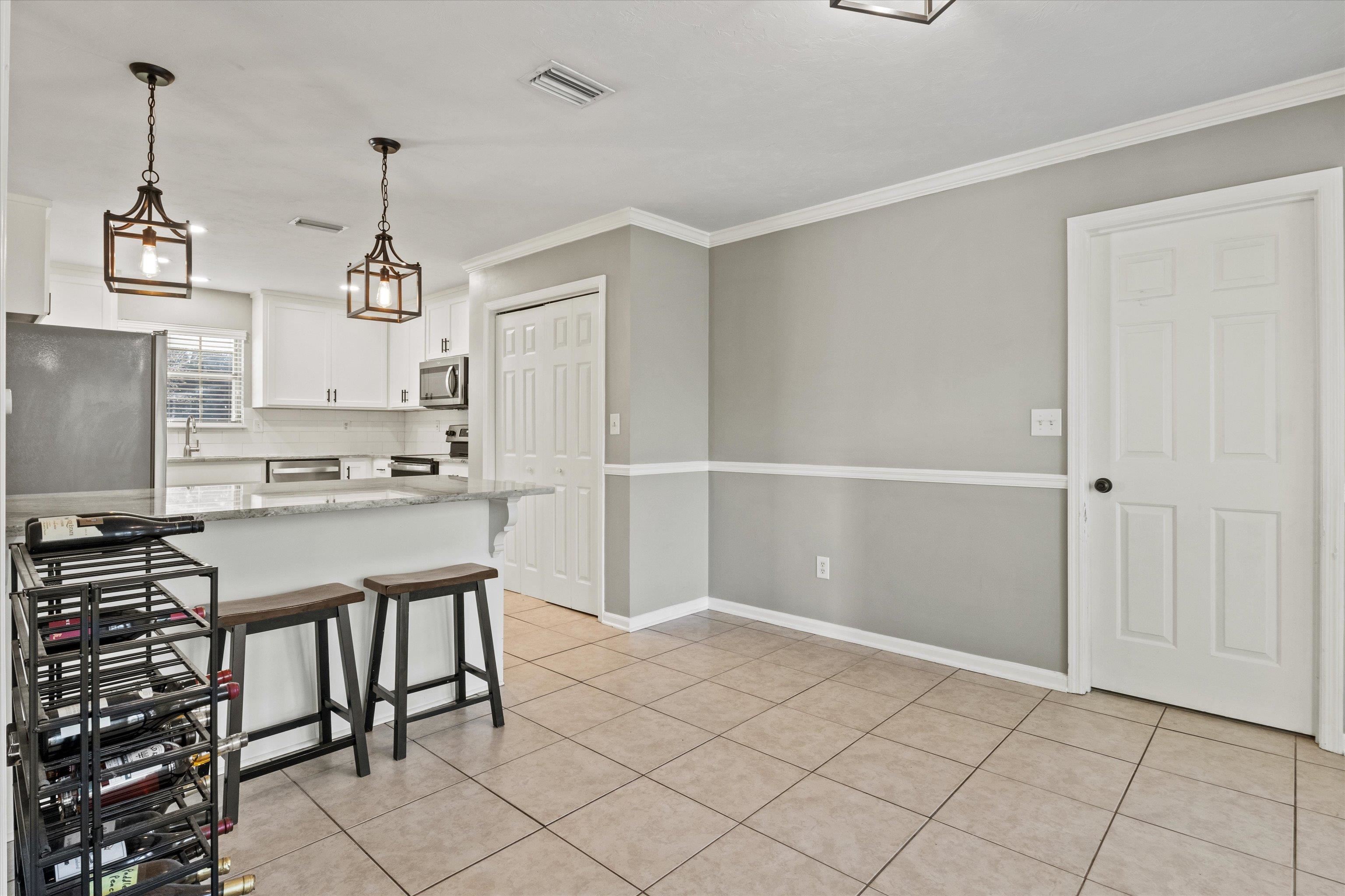 2912 Gallahadion Court