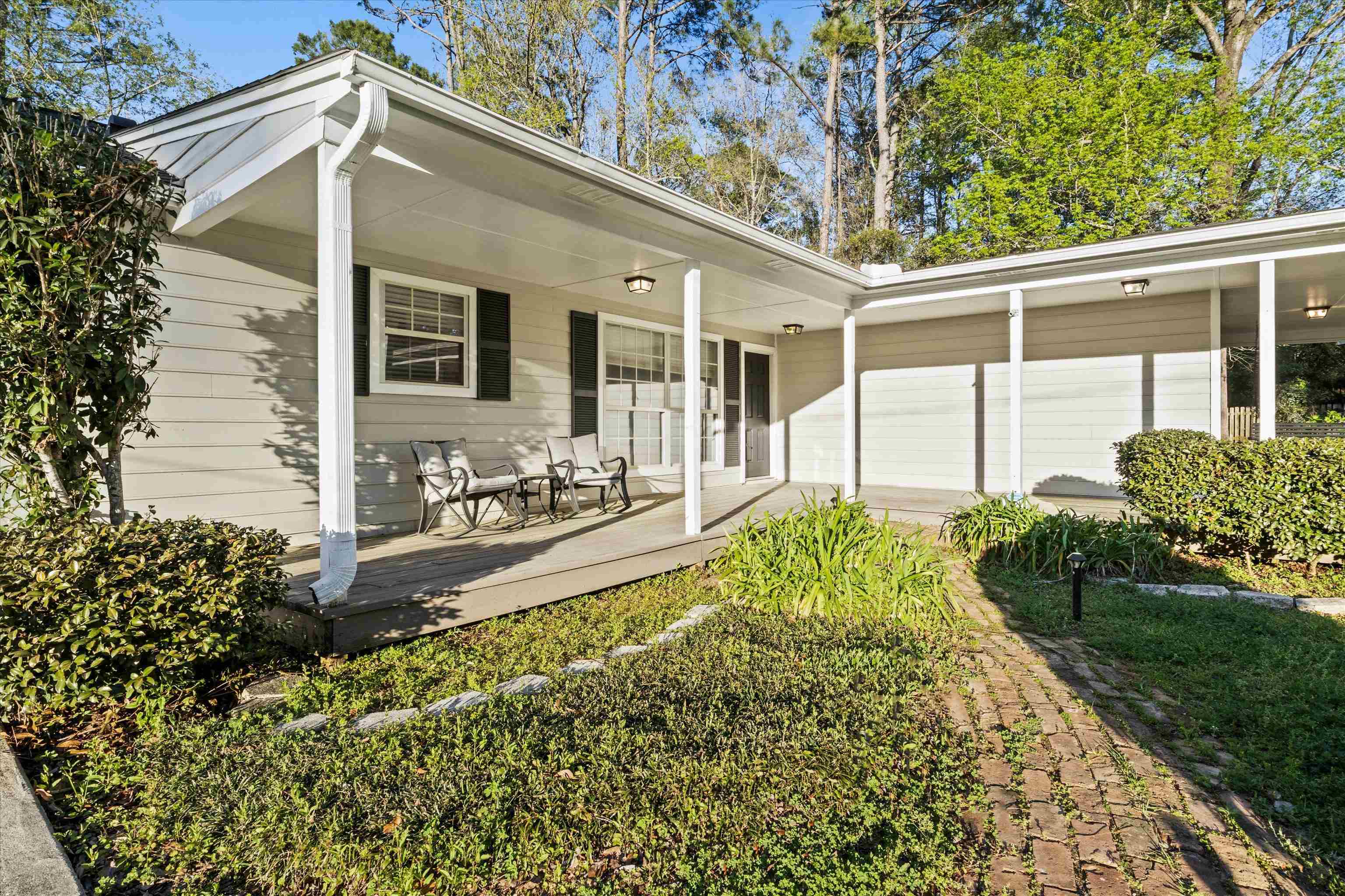 2912 Gallahadion Court
