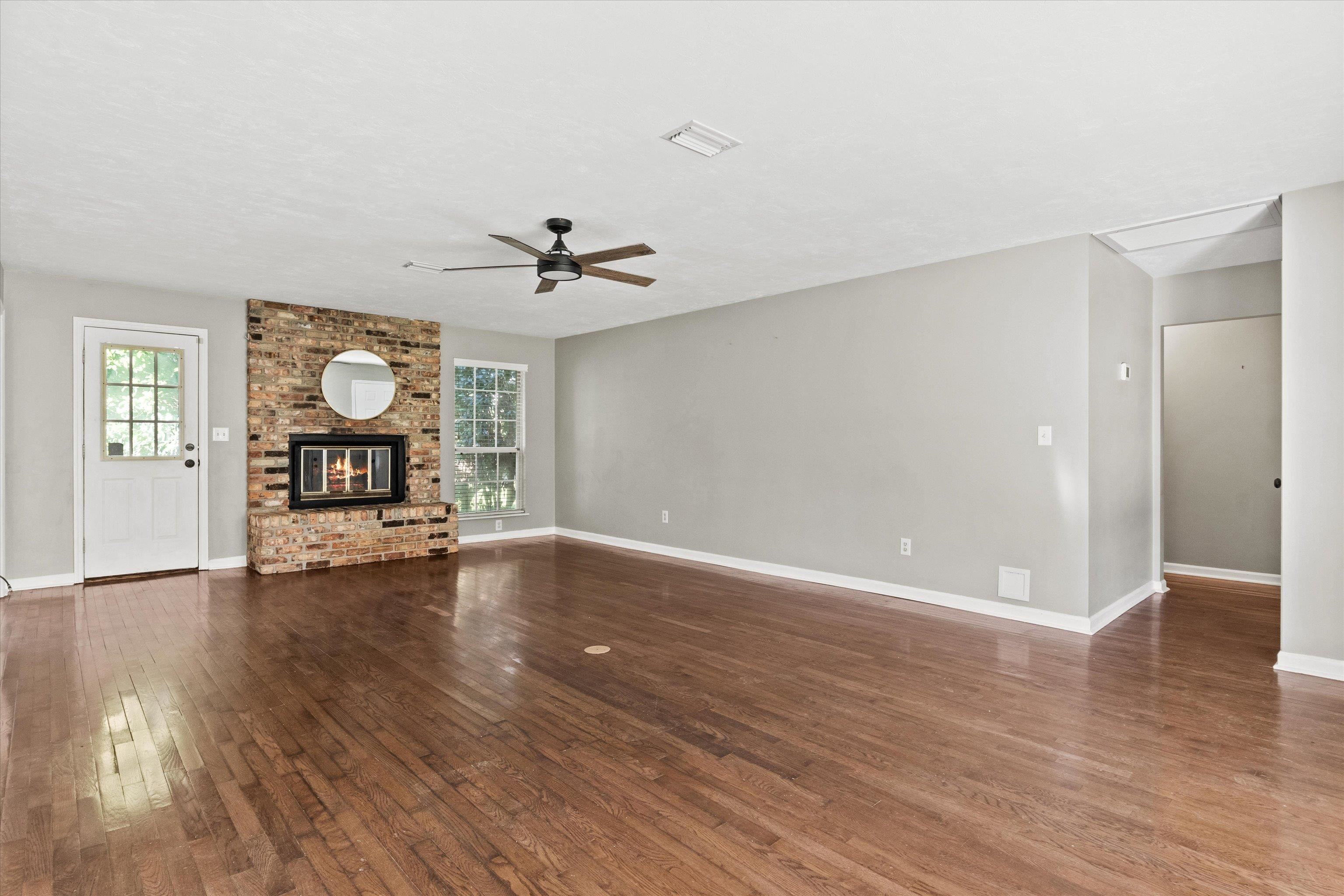2912 Gallahadion Court