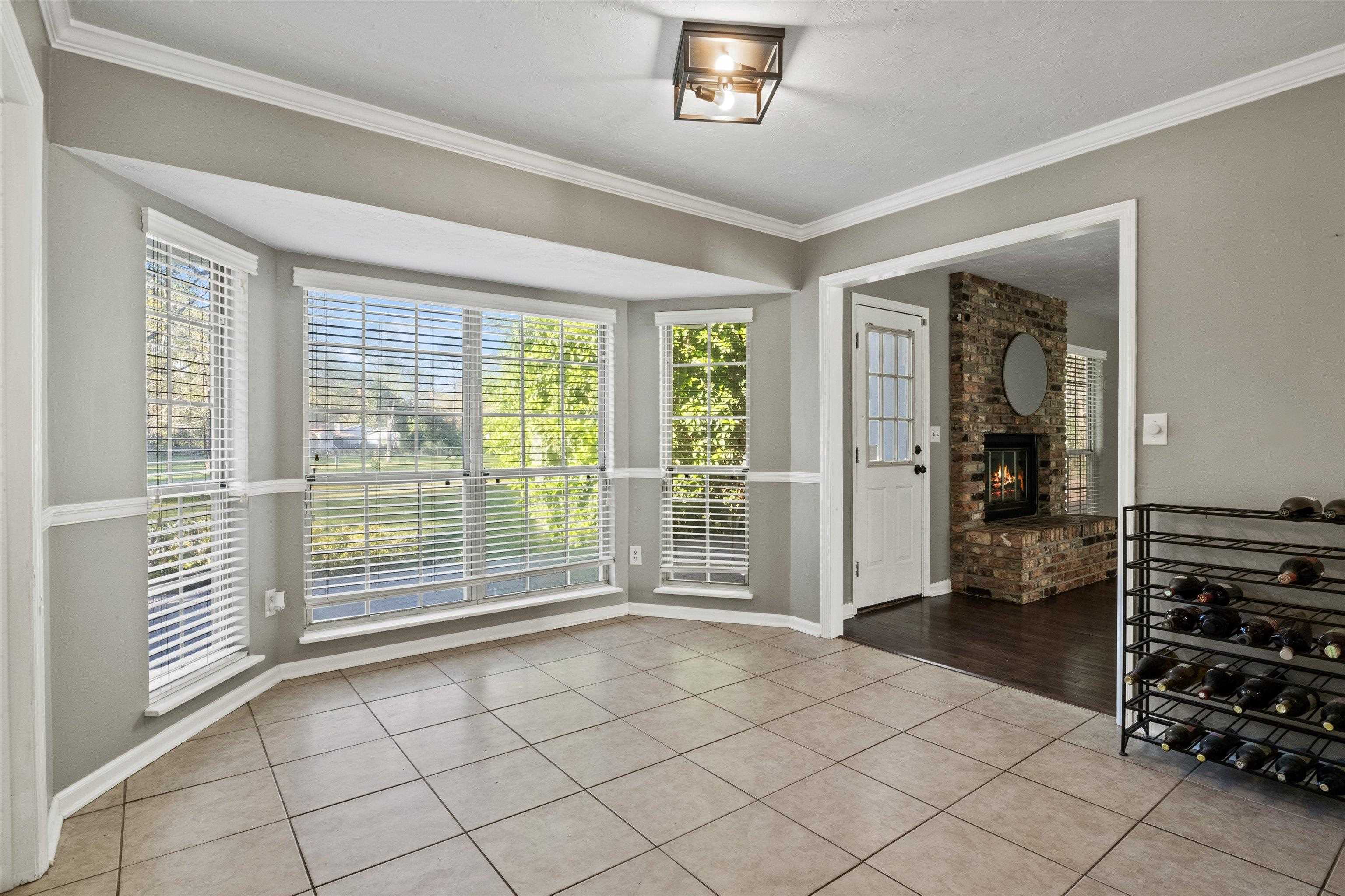 2912 Gallahadion Court