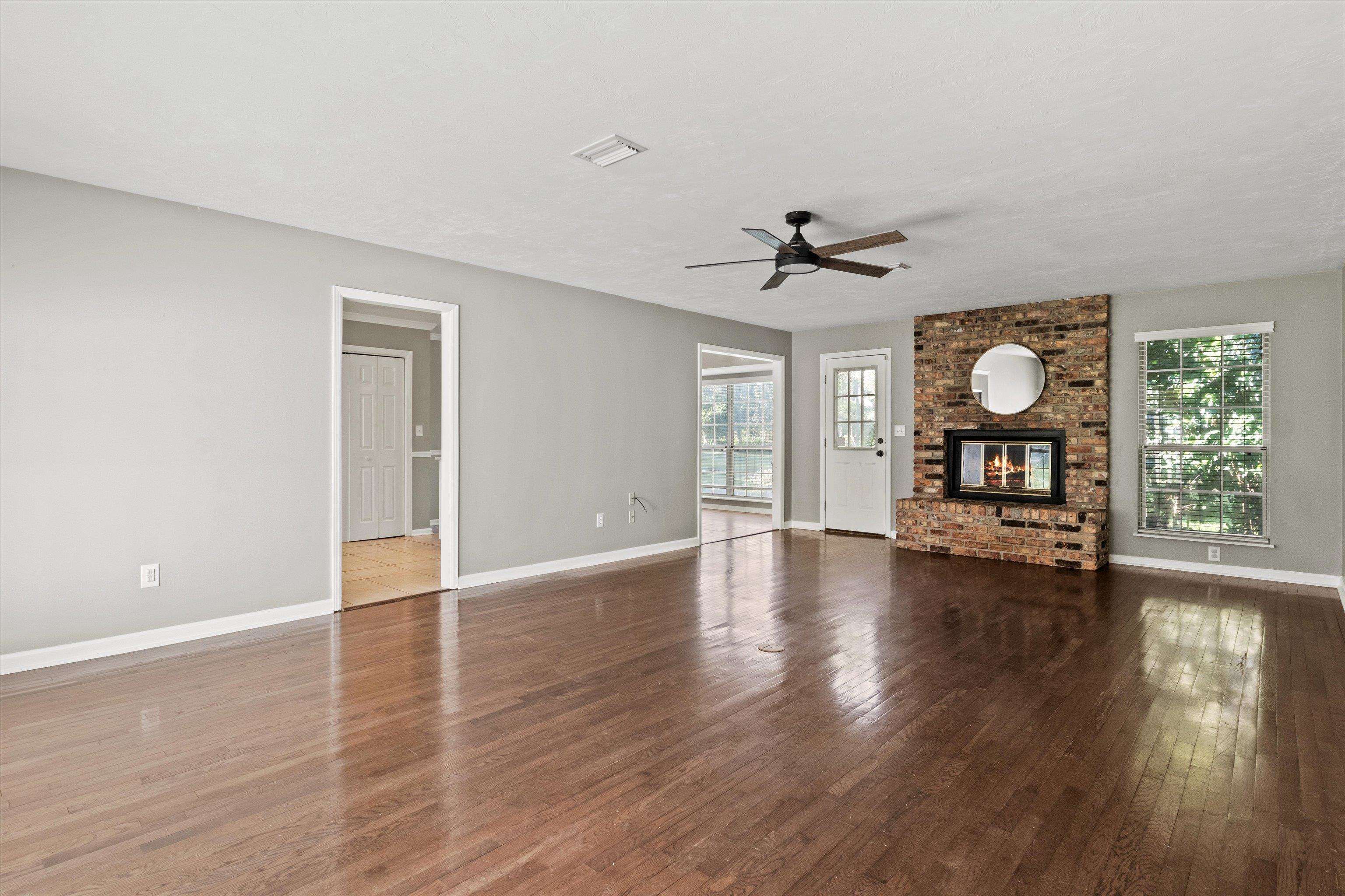 2912 Gallahadion Court