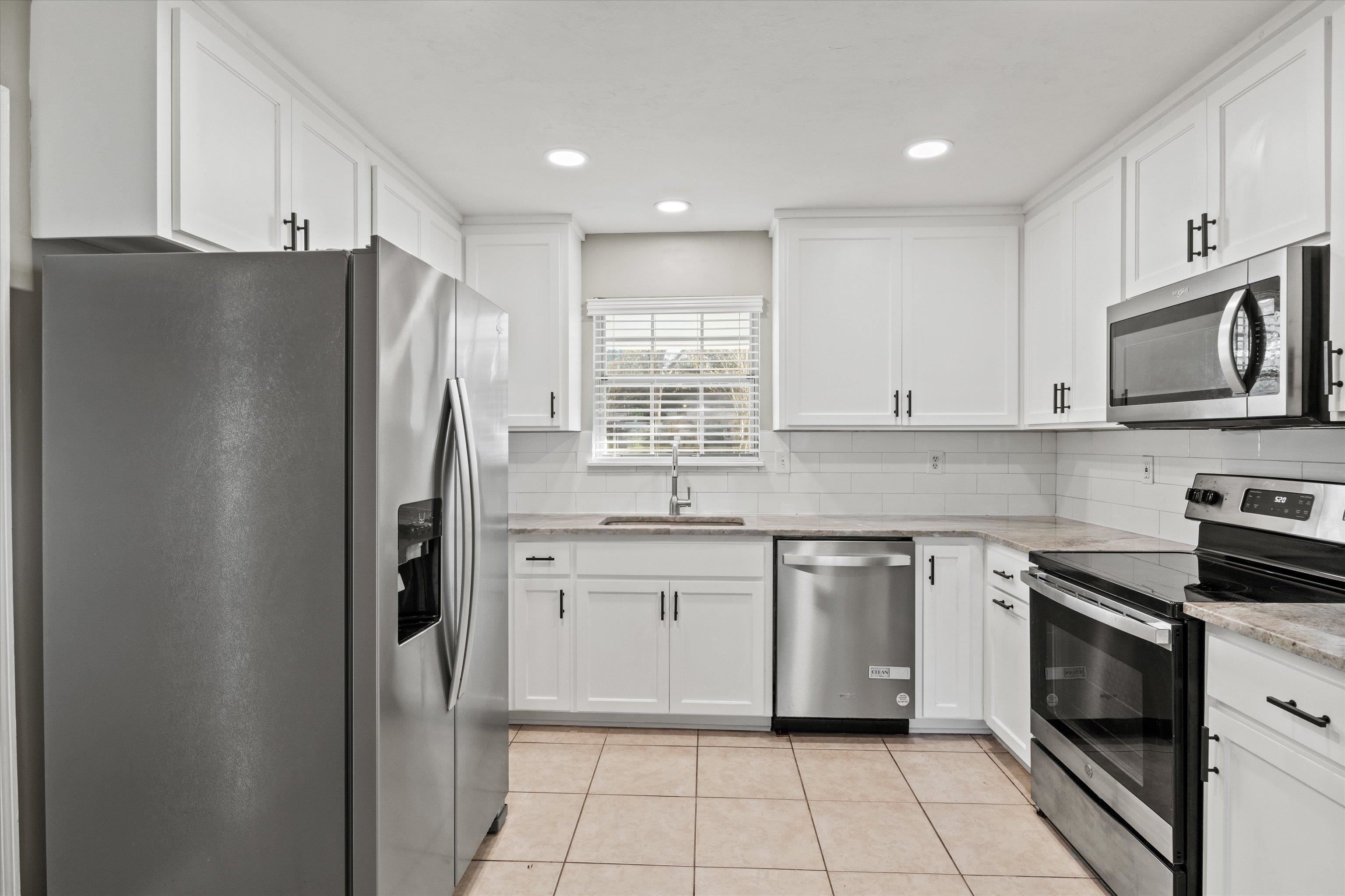 2912 Gallahadion Court