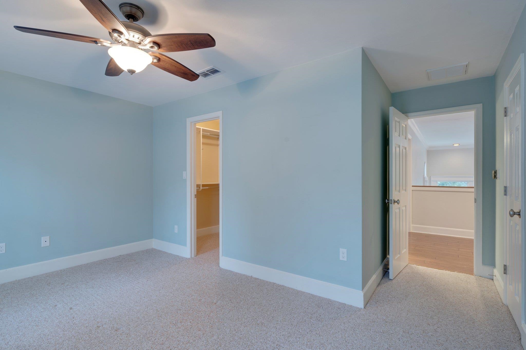197 W Rosehill Drive