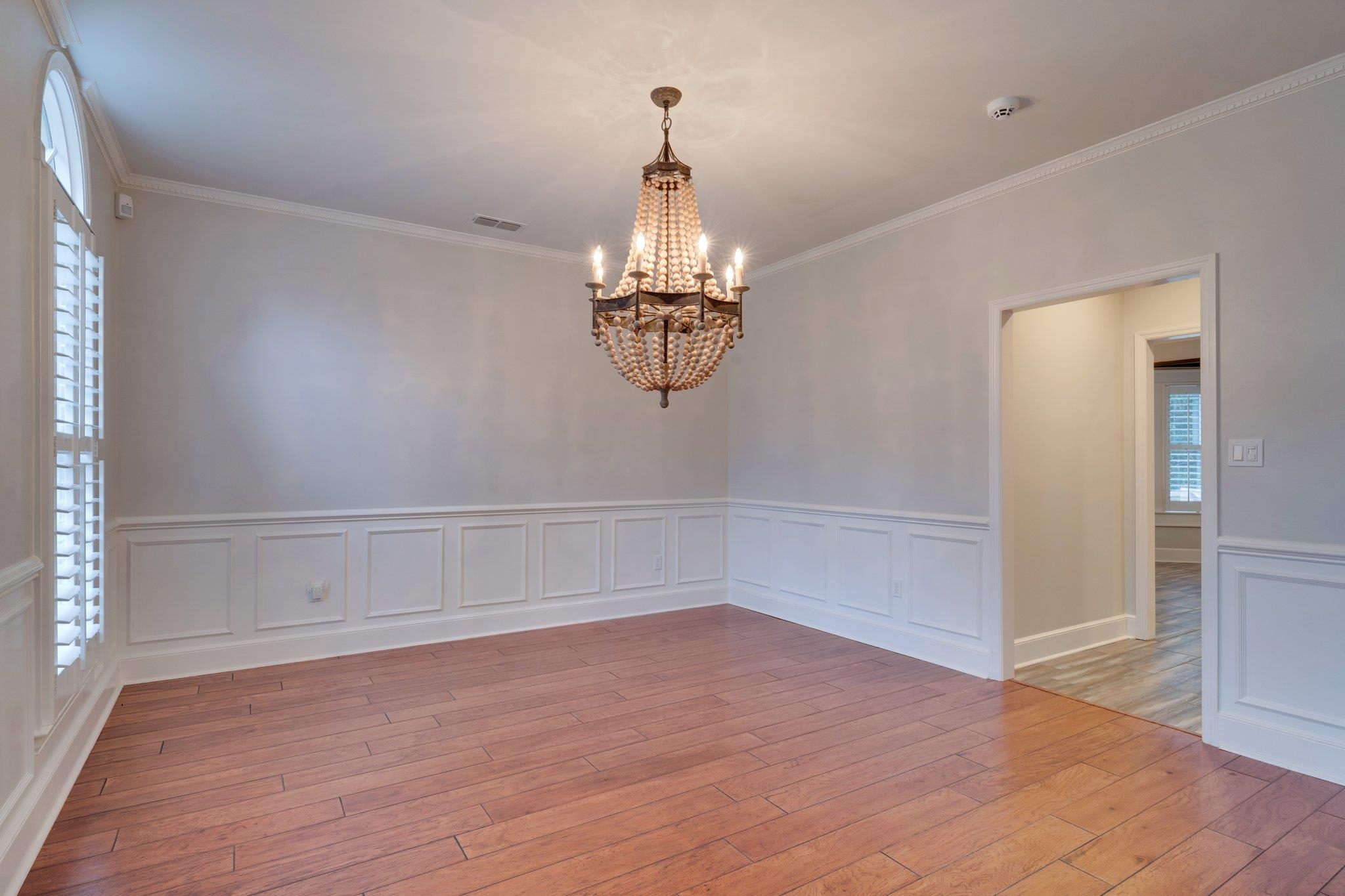 197 W Rosehill Drive