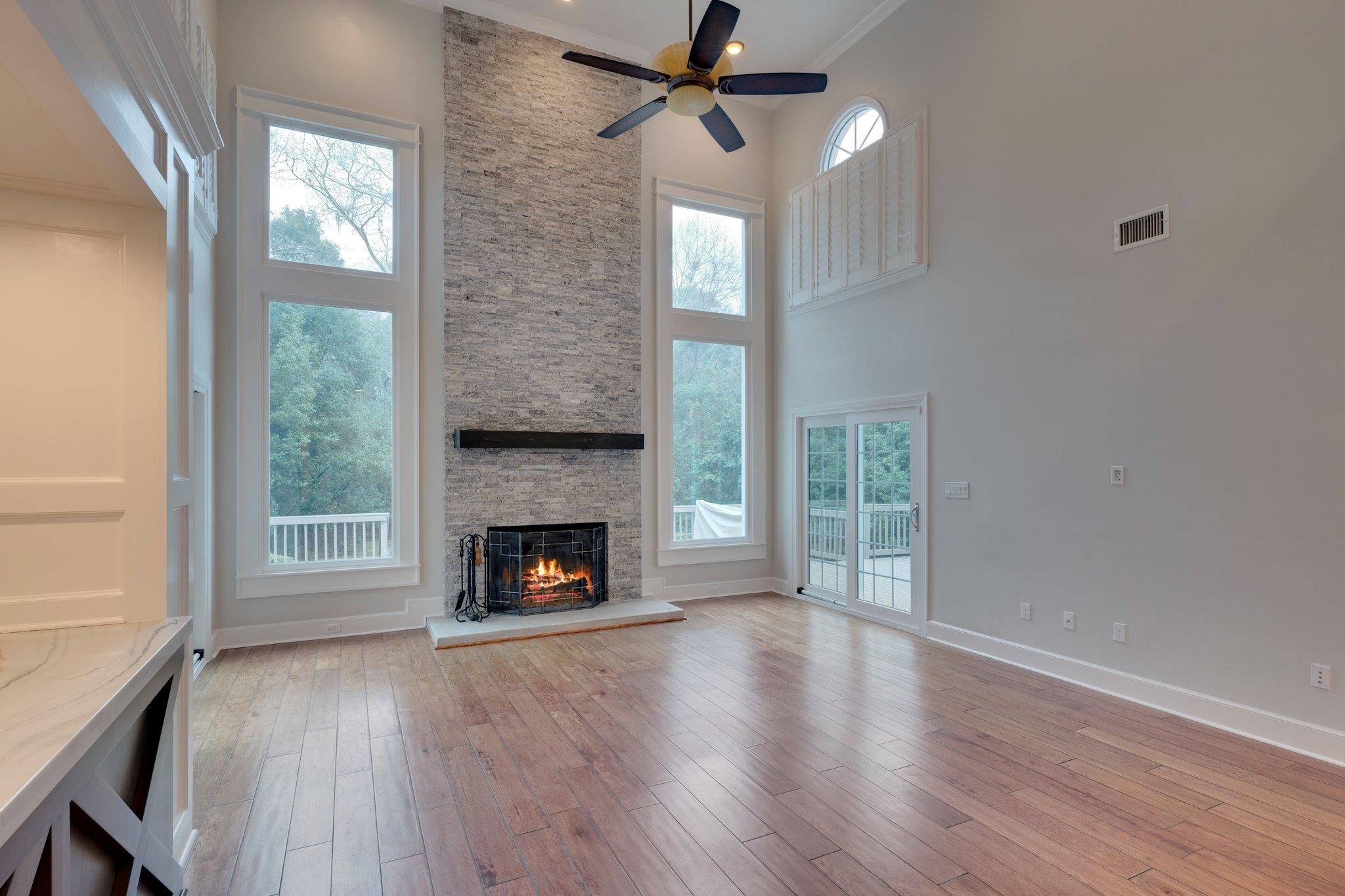 197 W Rosehill Drive