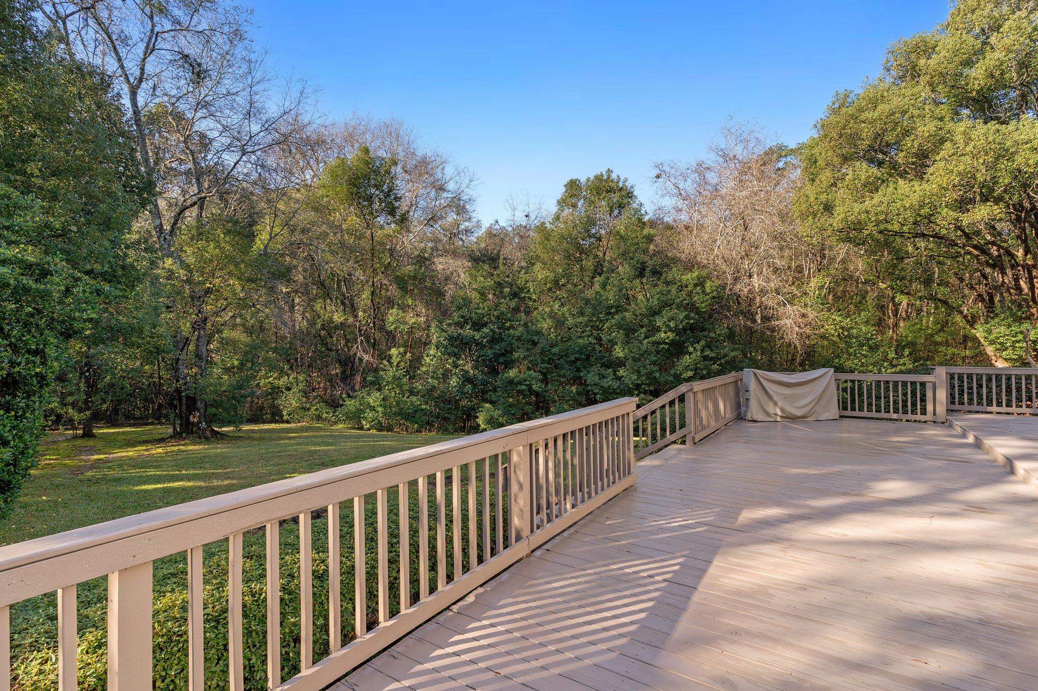 197 W Rosehill Drive