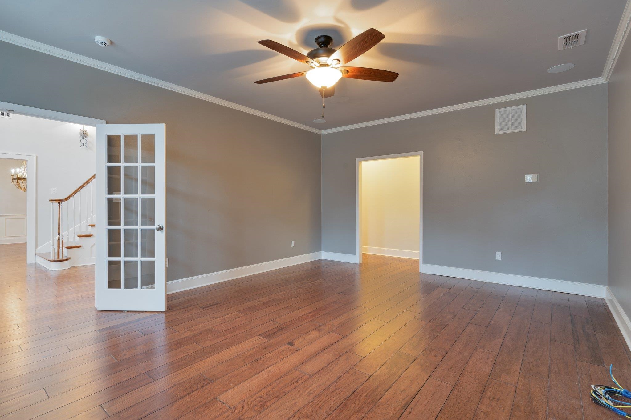 197 W Rosehill Drive