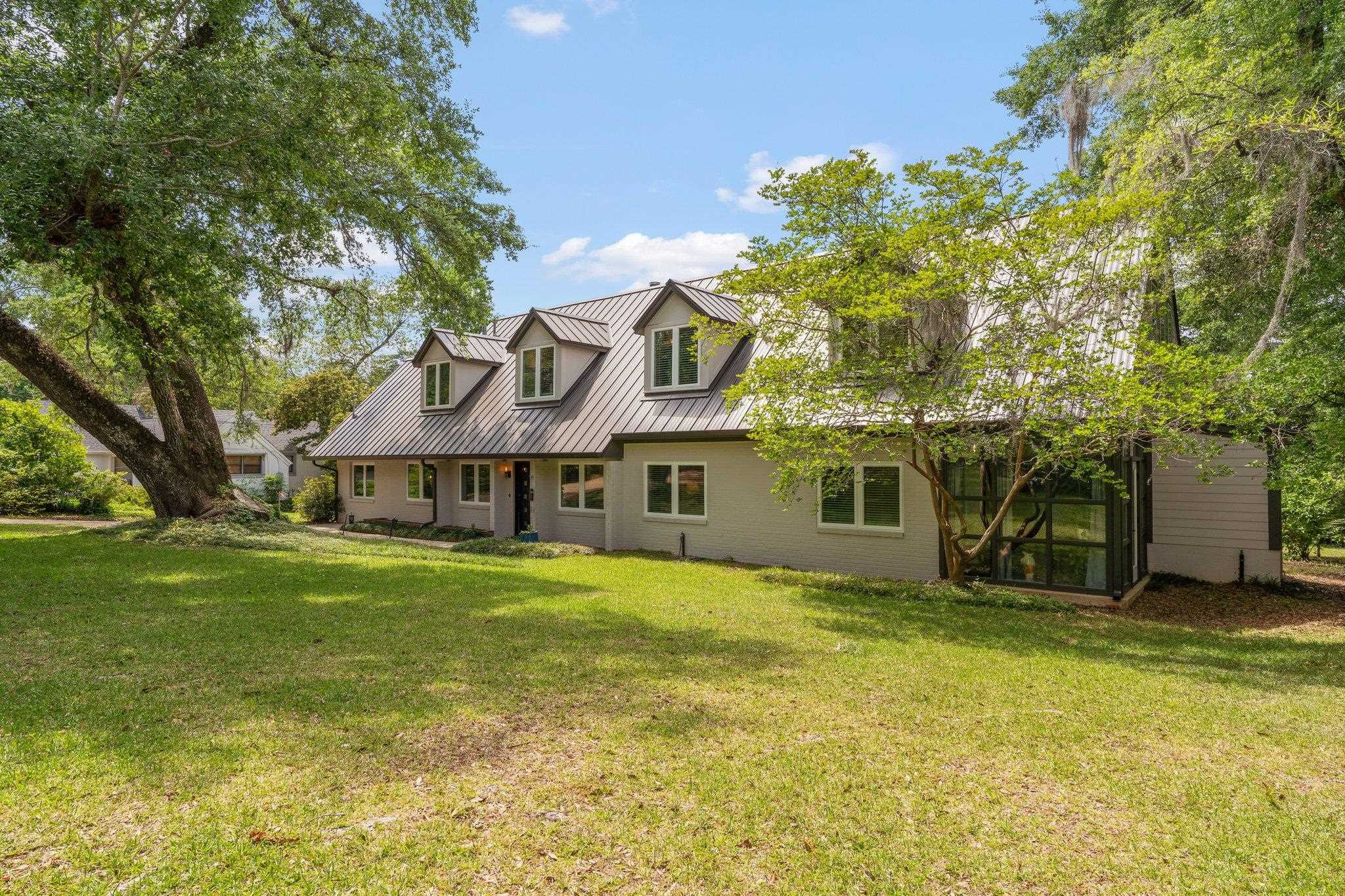 2012 Lee Avenue