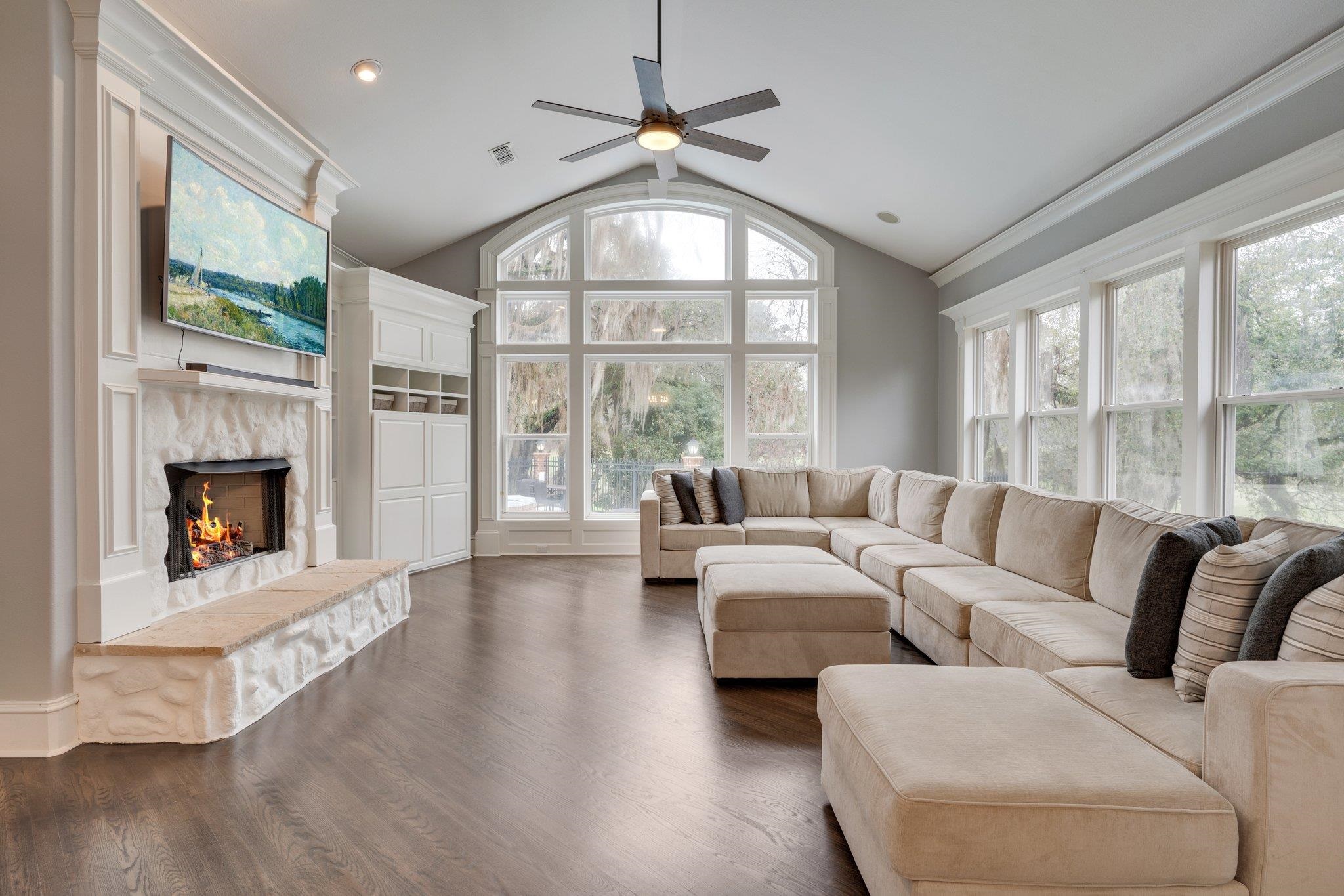 9652 Deer Valley Drive