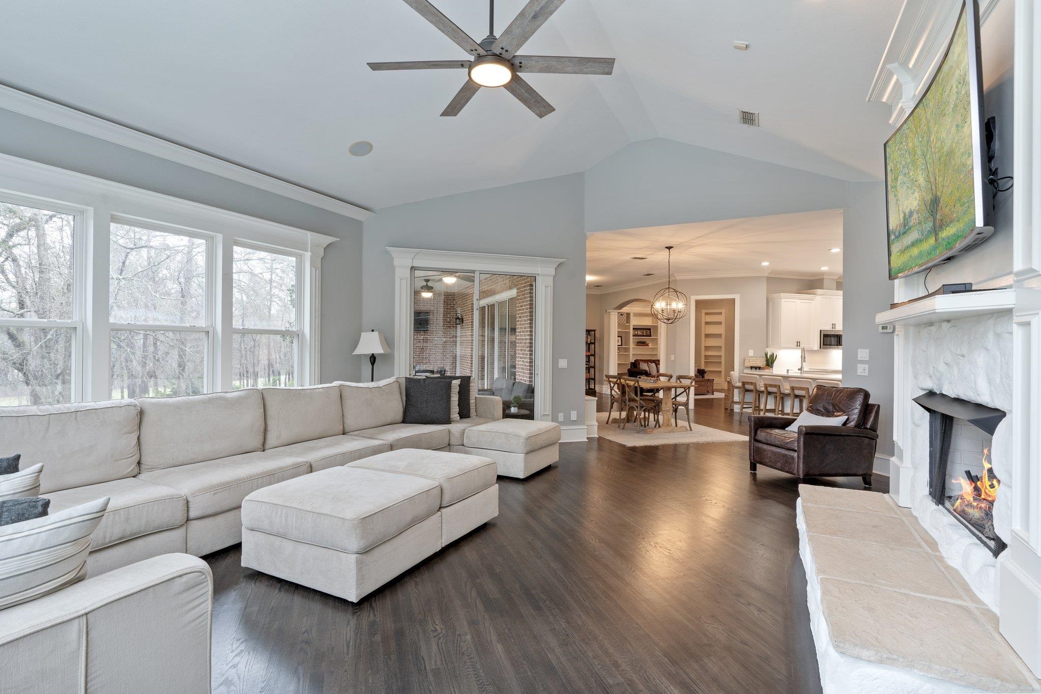 9652 Deer Valley Drive