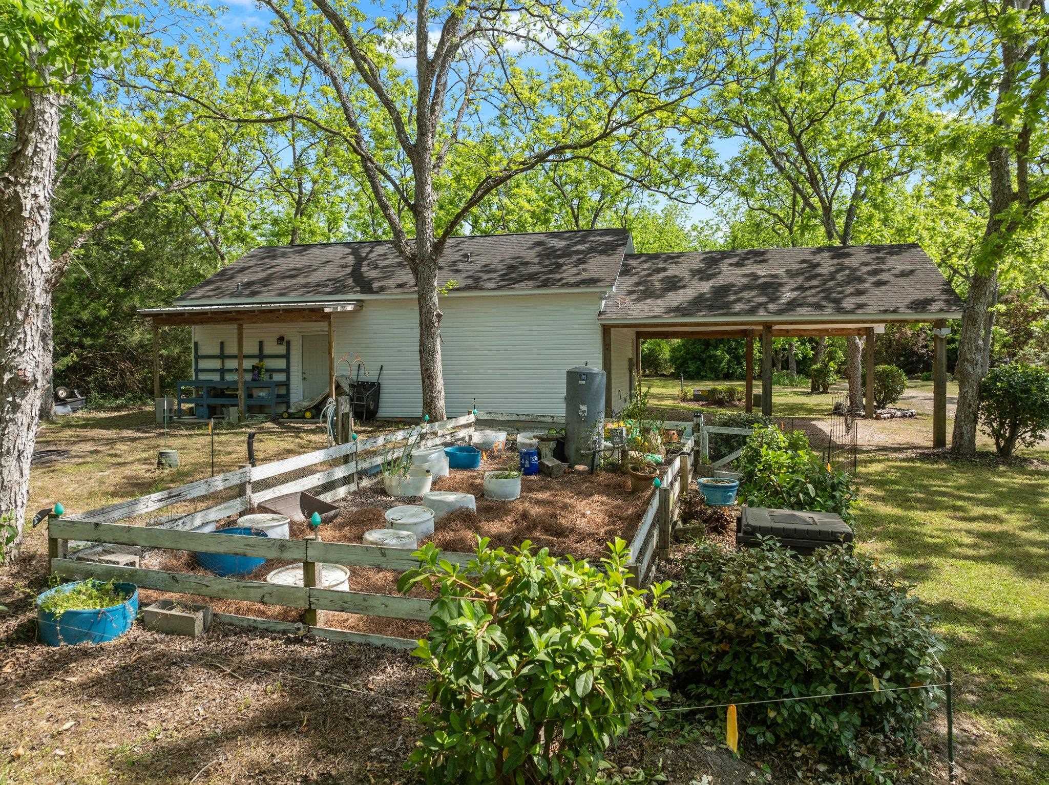 150 N Ojibwa Road