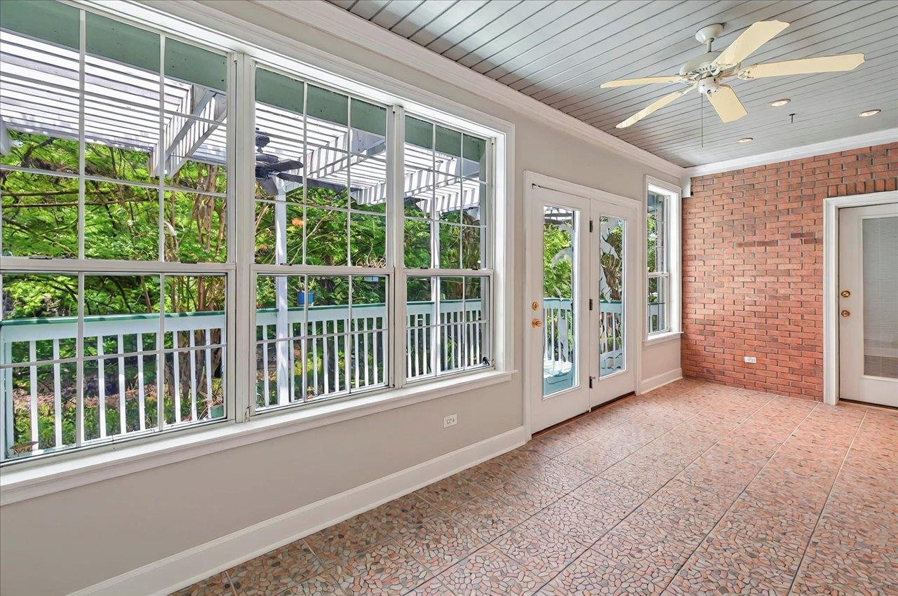 370 ROB ROY Trail