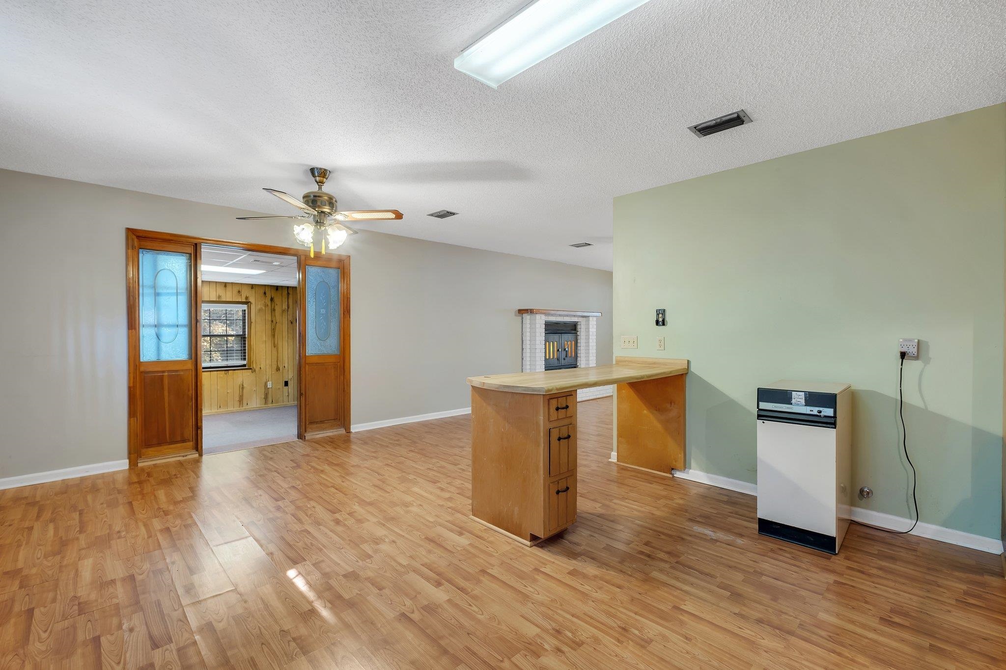 4578 LOUVINIA Drive