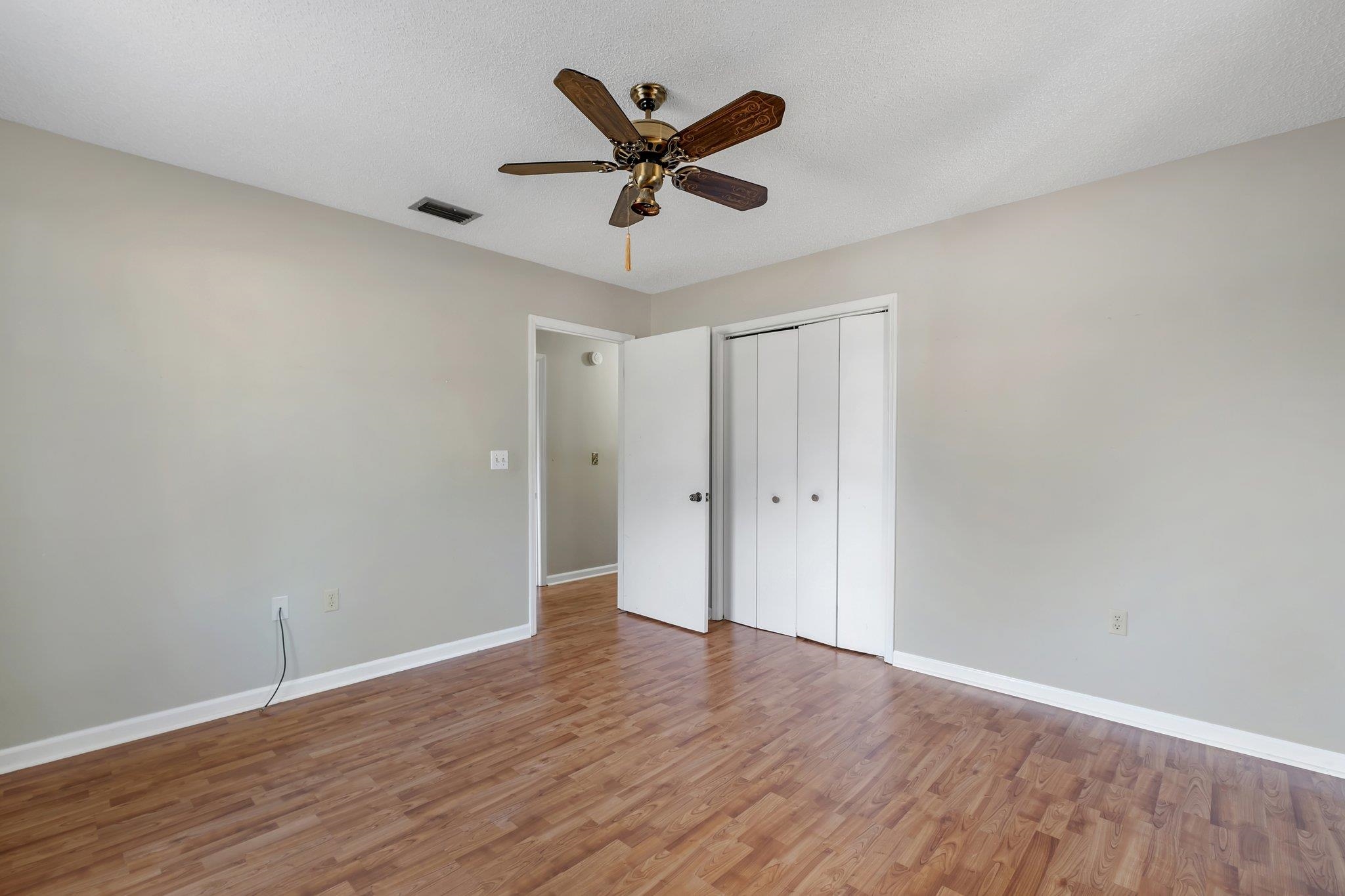 4578 LOUVINIA Drive