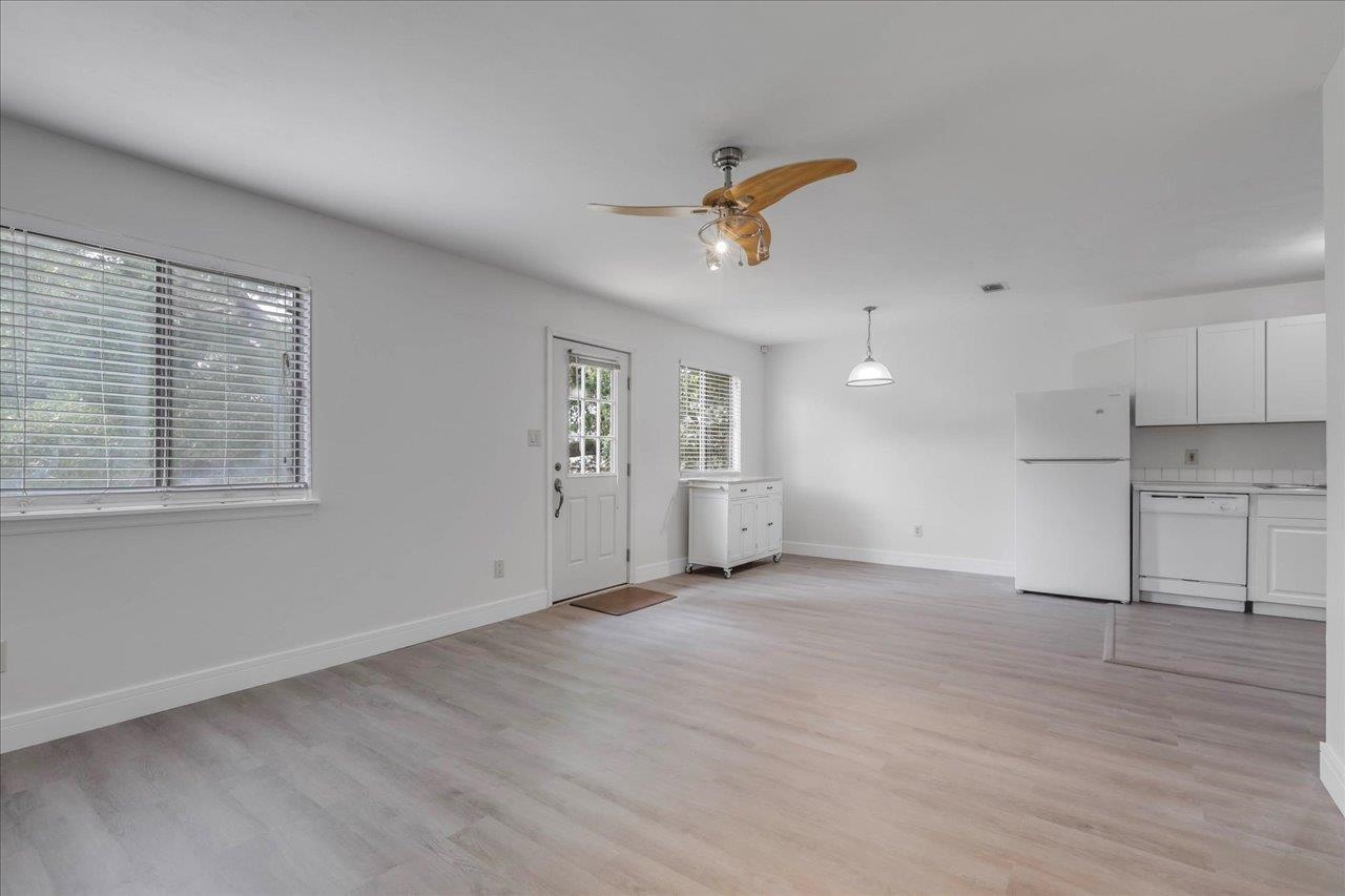 1317 Airport Drive Unit: F12