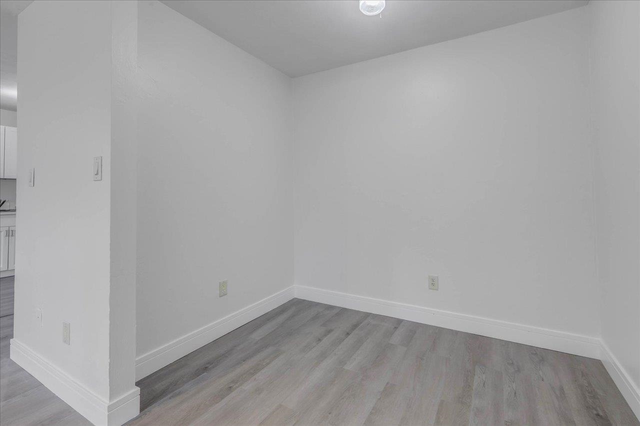 1317 Airport Drive Unit: F12