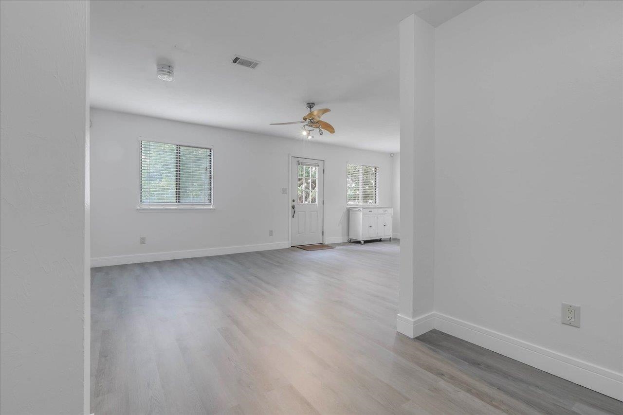 1317 Airport Drive Unit: F12