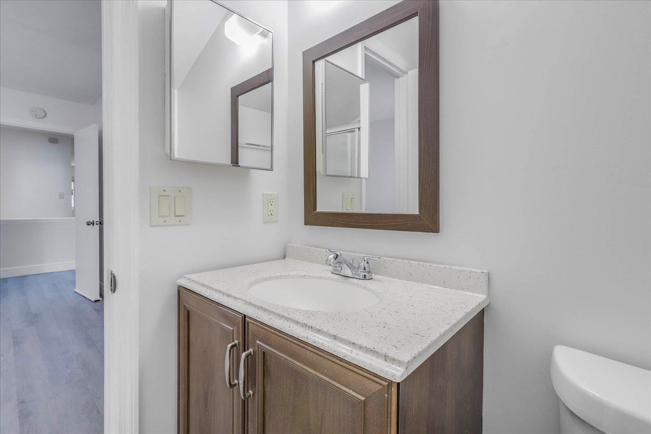 1317 Airport Drive Unit: F12