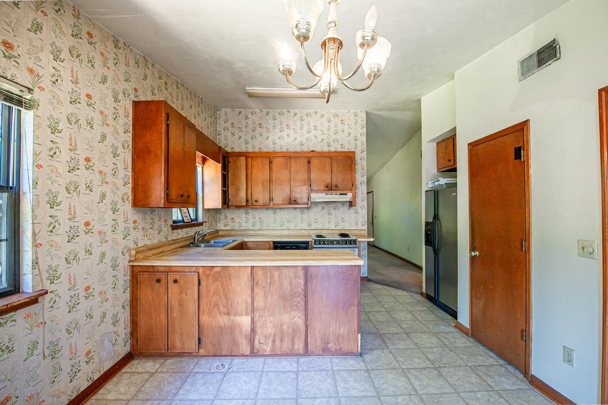 2543 Panther Creek