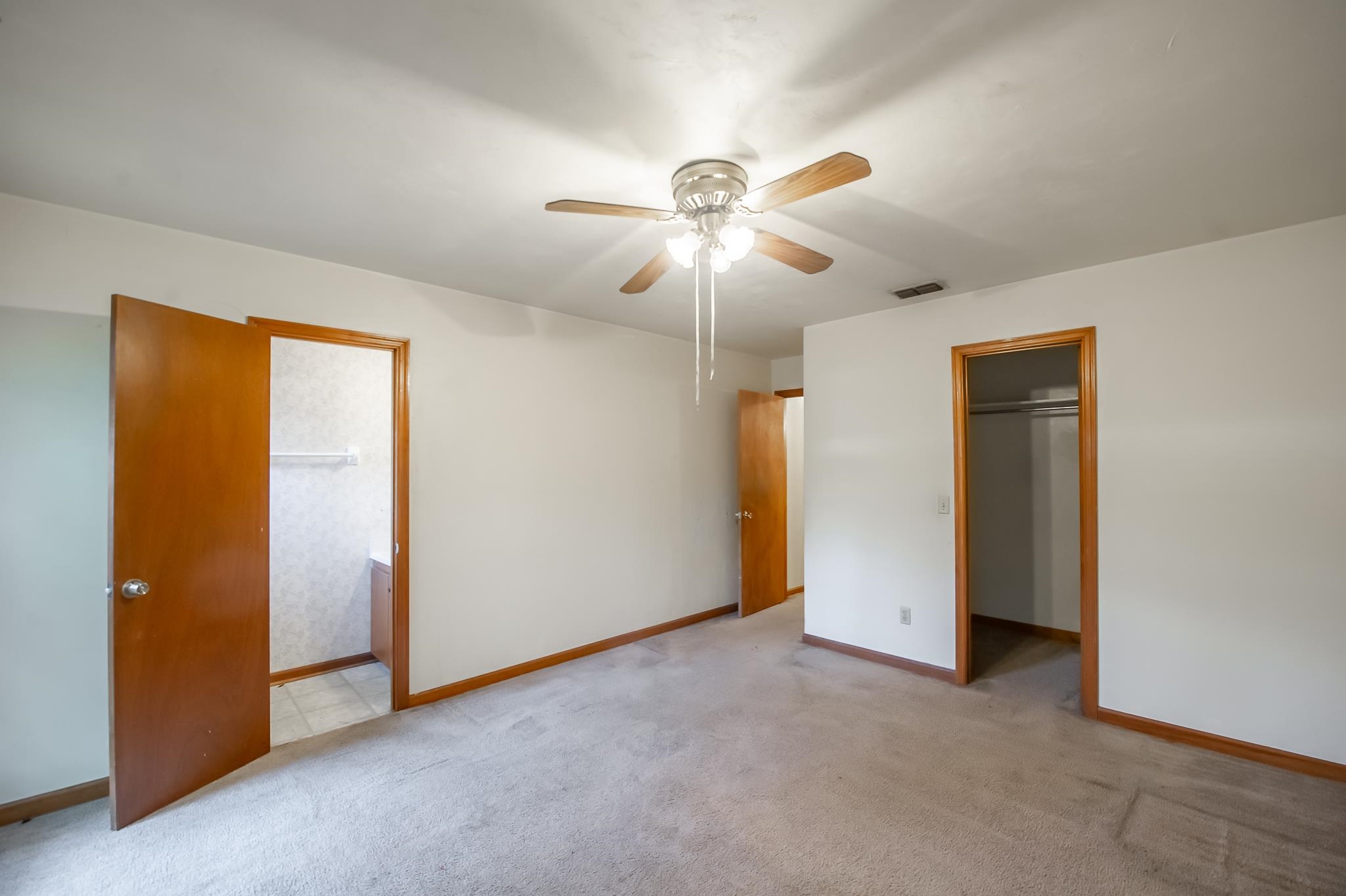 2543 Panther Creek