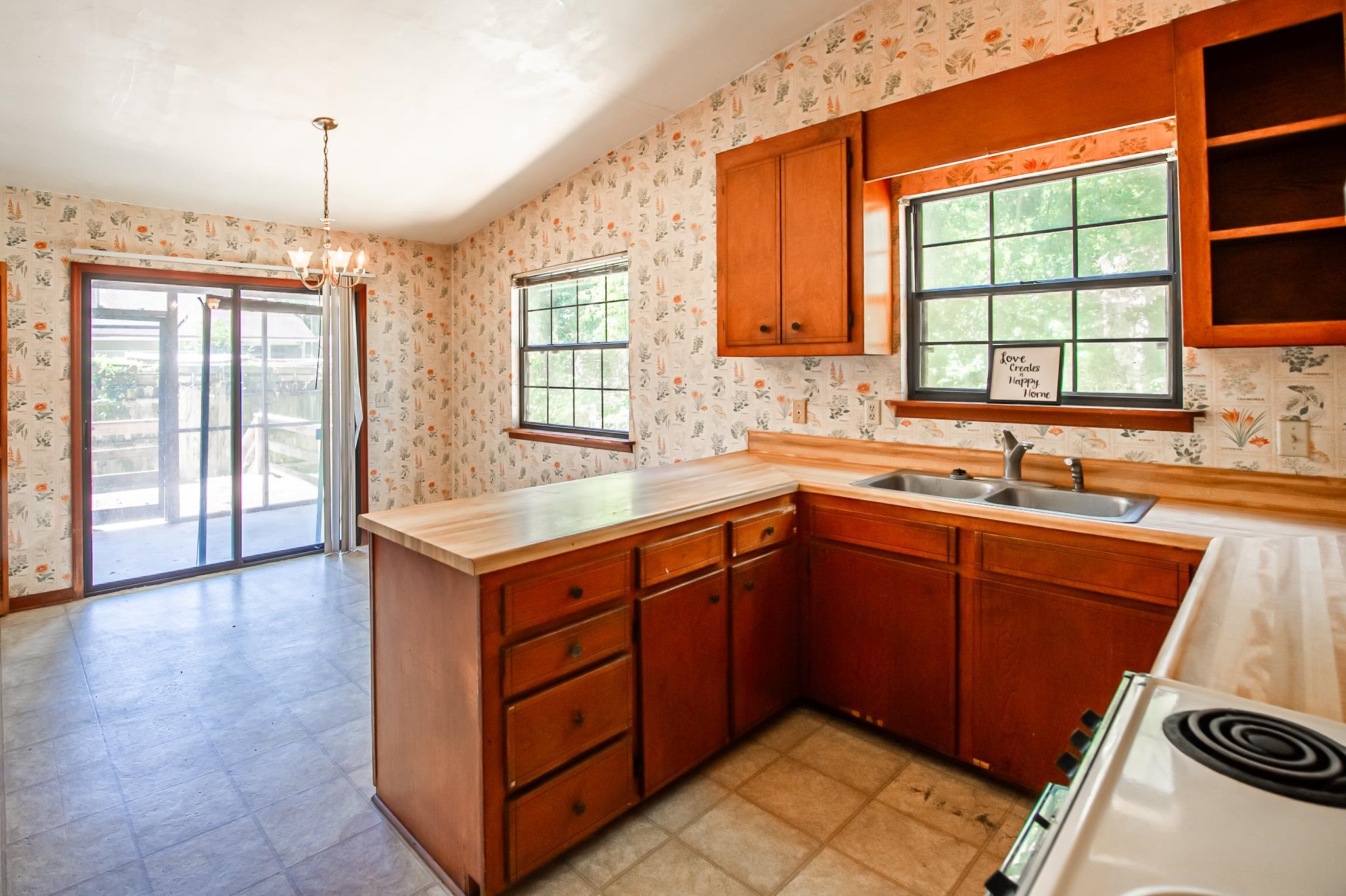 2543 Panther Creek
