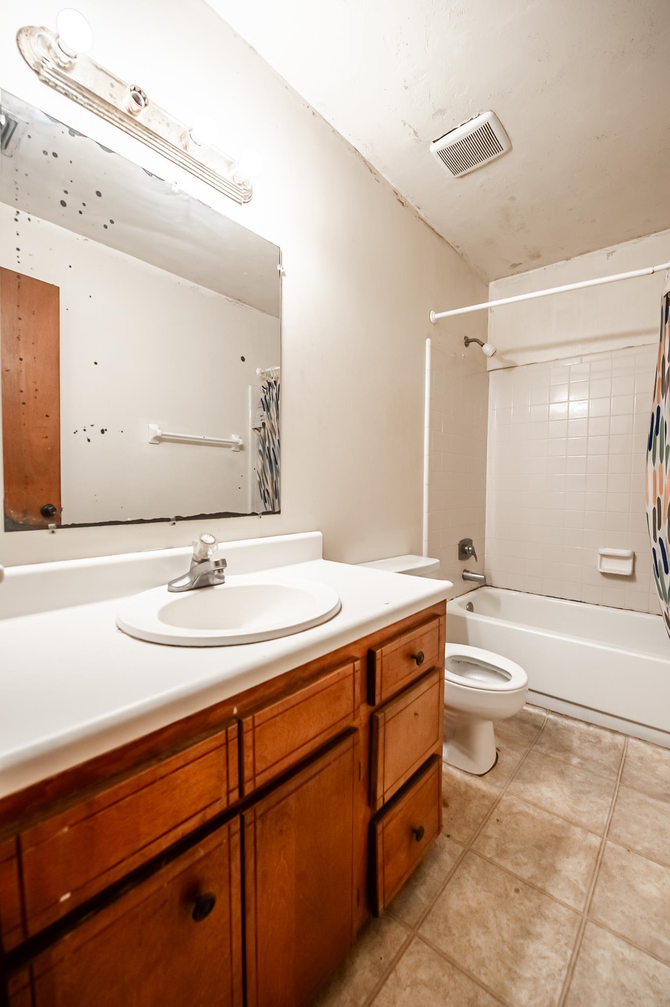 2543 Panther Creek