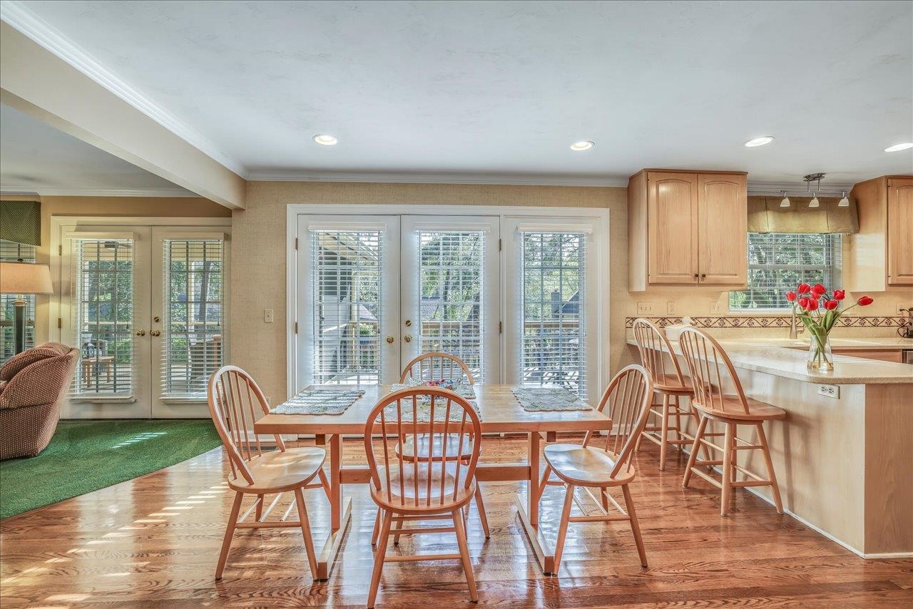 2905 KEW Court