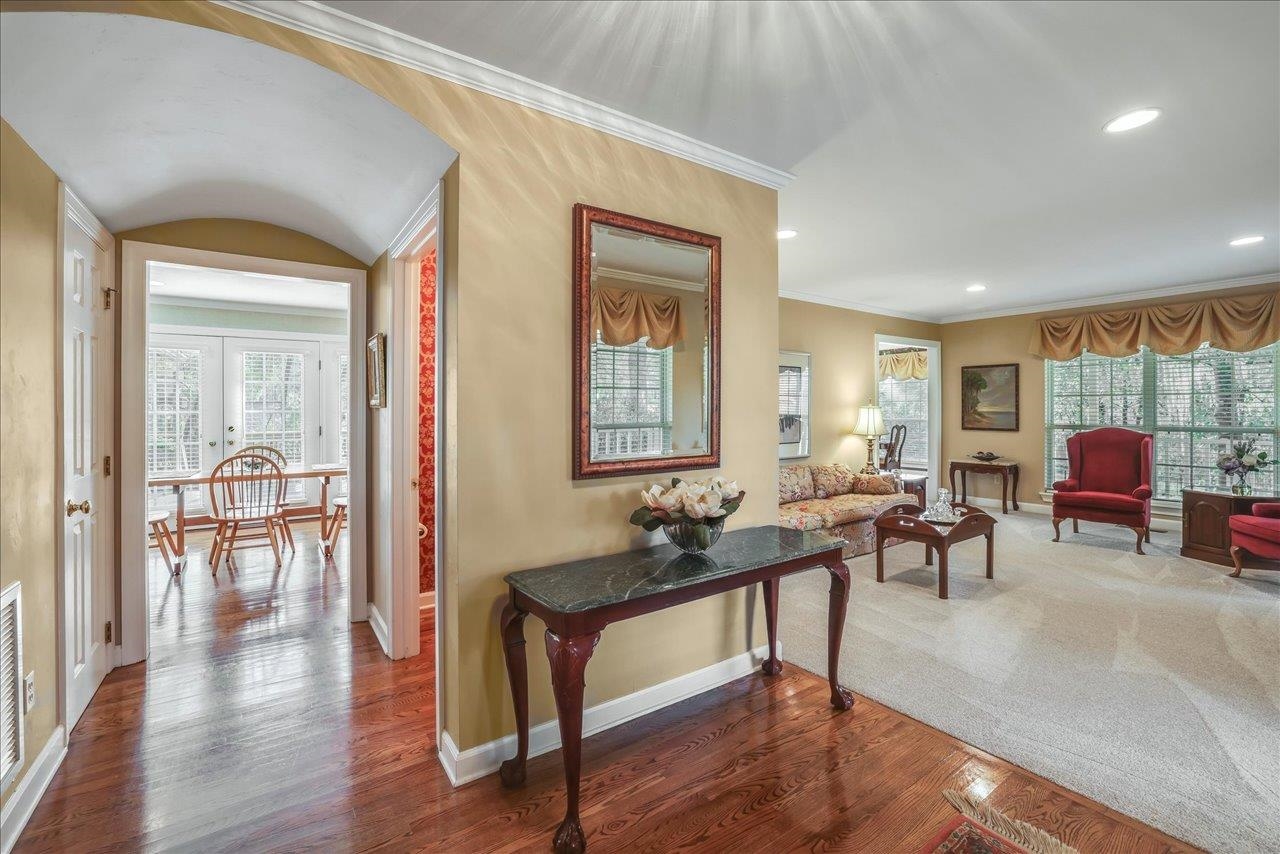 2905 KEW Court