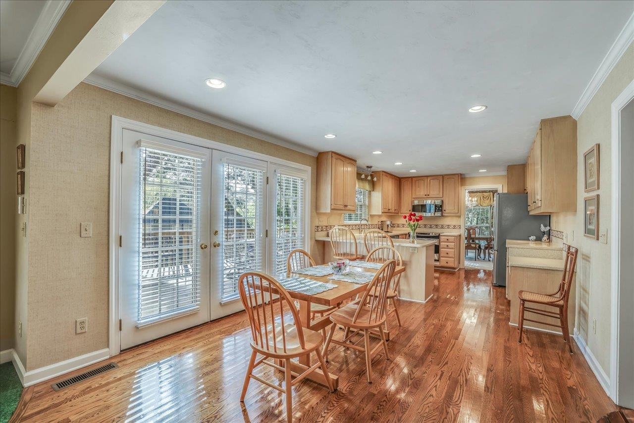 2905 KEW Court