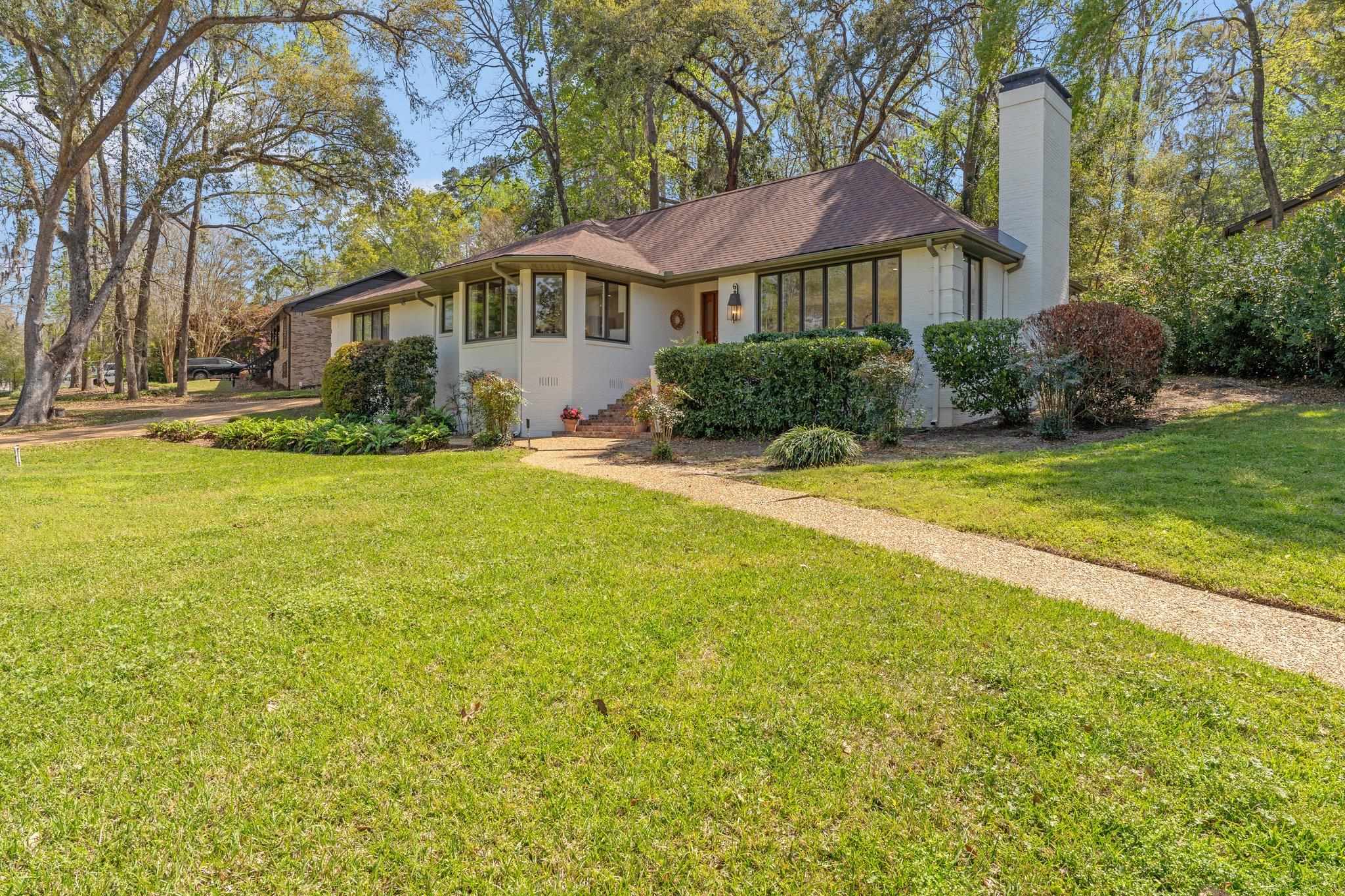 2570 Noble Drive