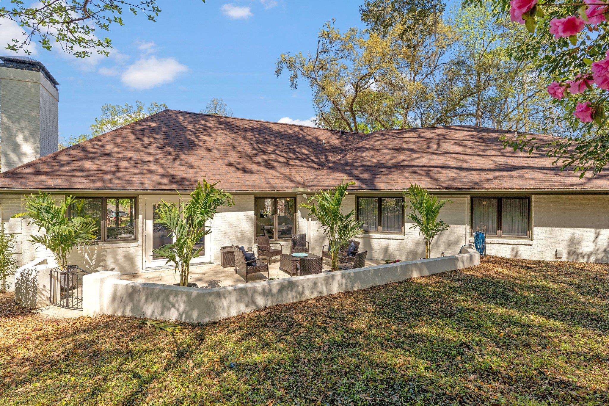 2570 Noble Drive