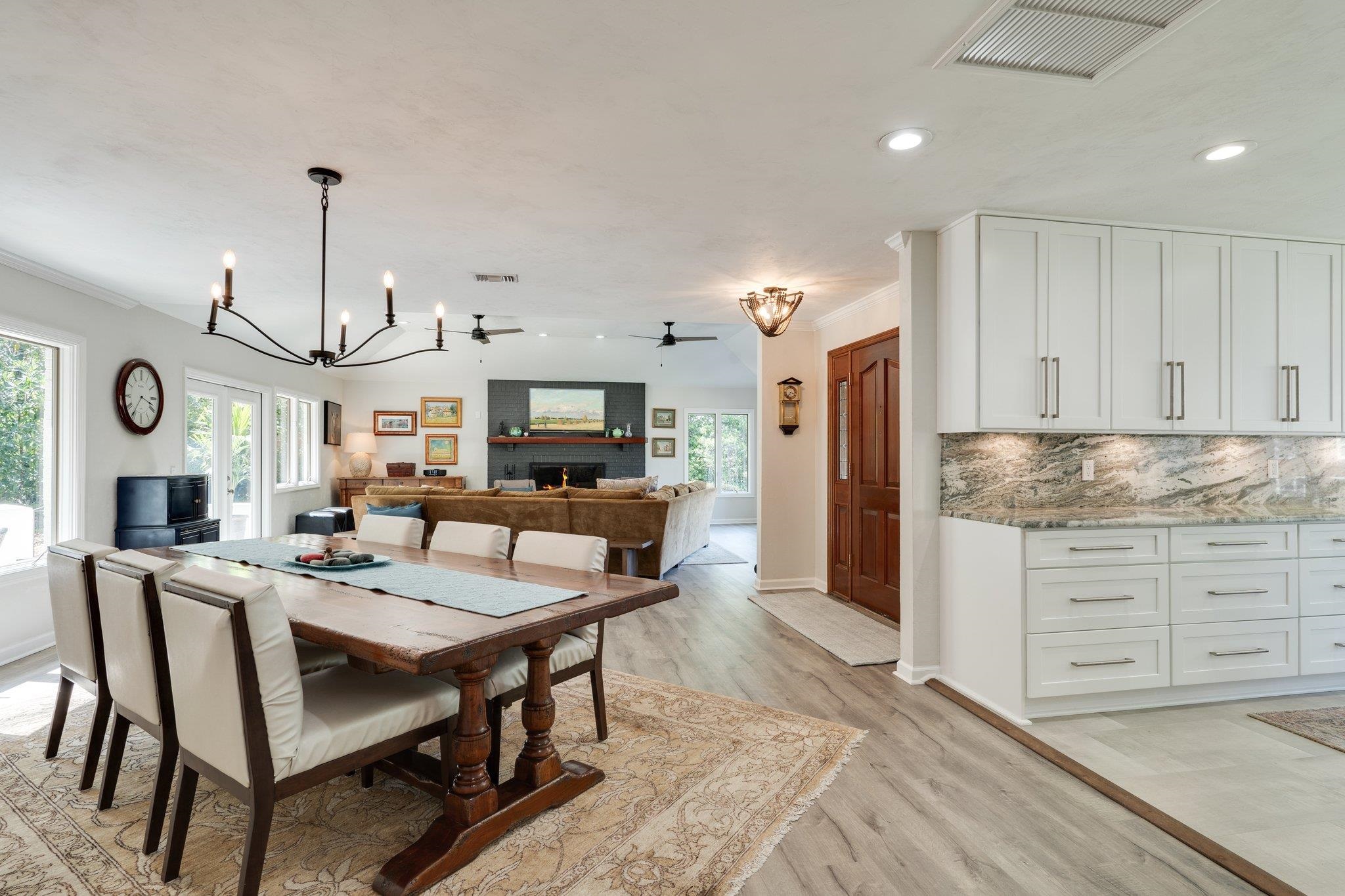 2570 Noble Drive