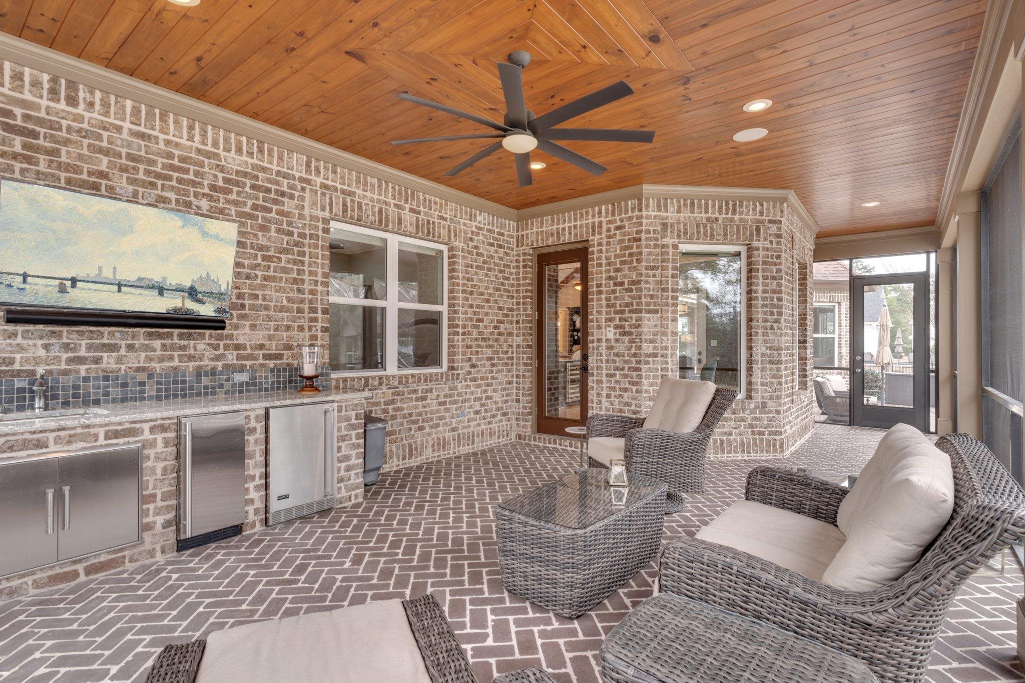 6641 Lake Pisgah Drive