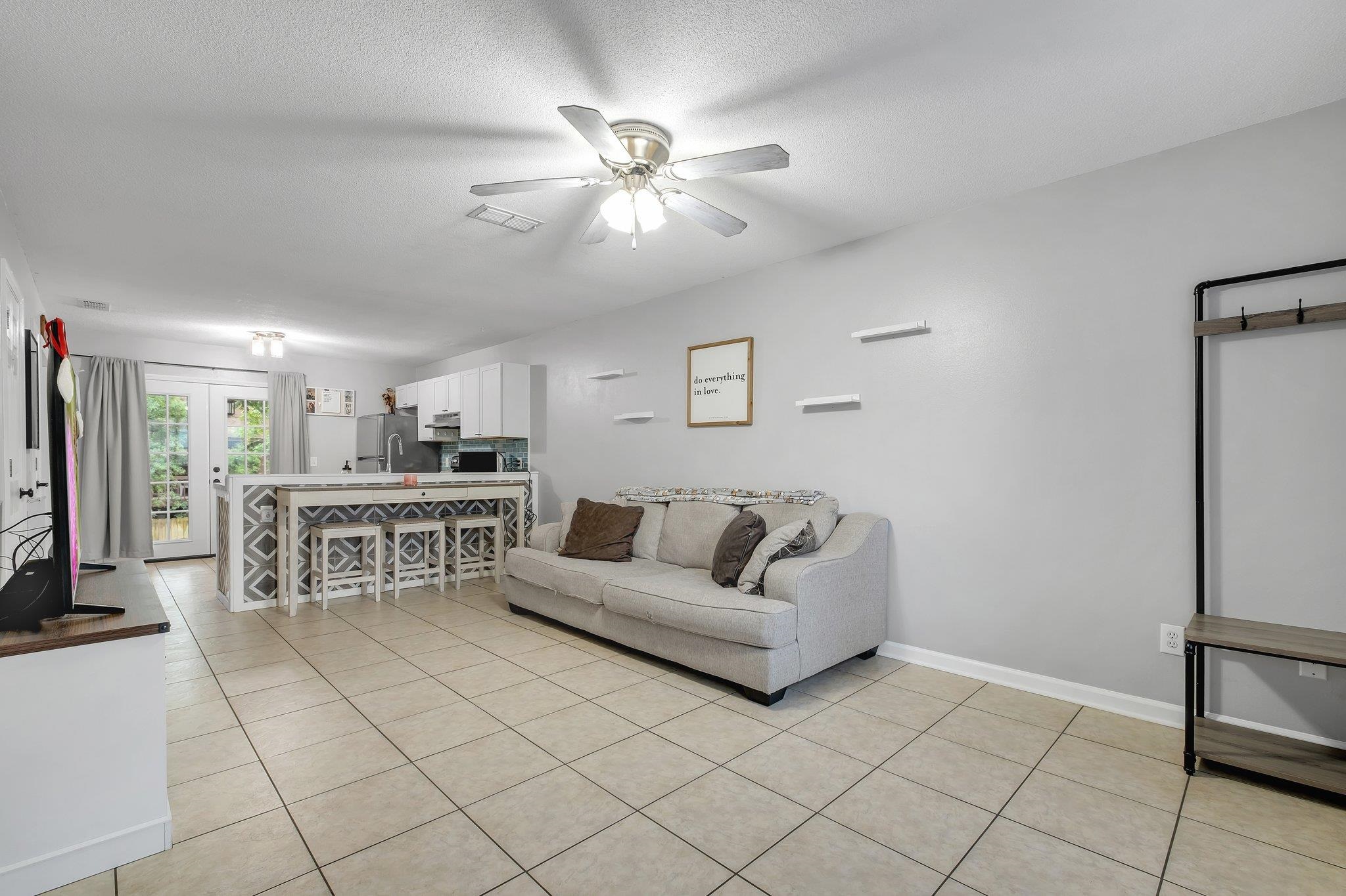 1903 Larette Drive