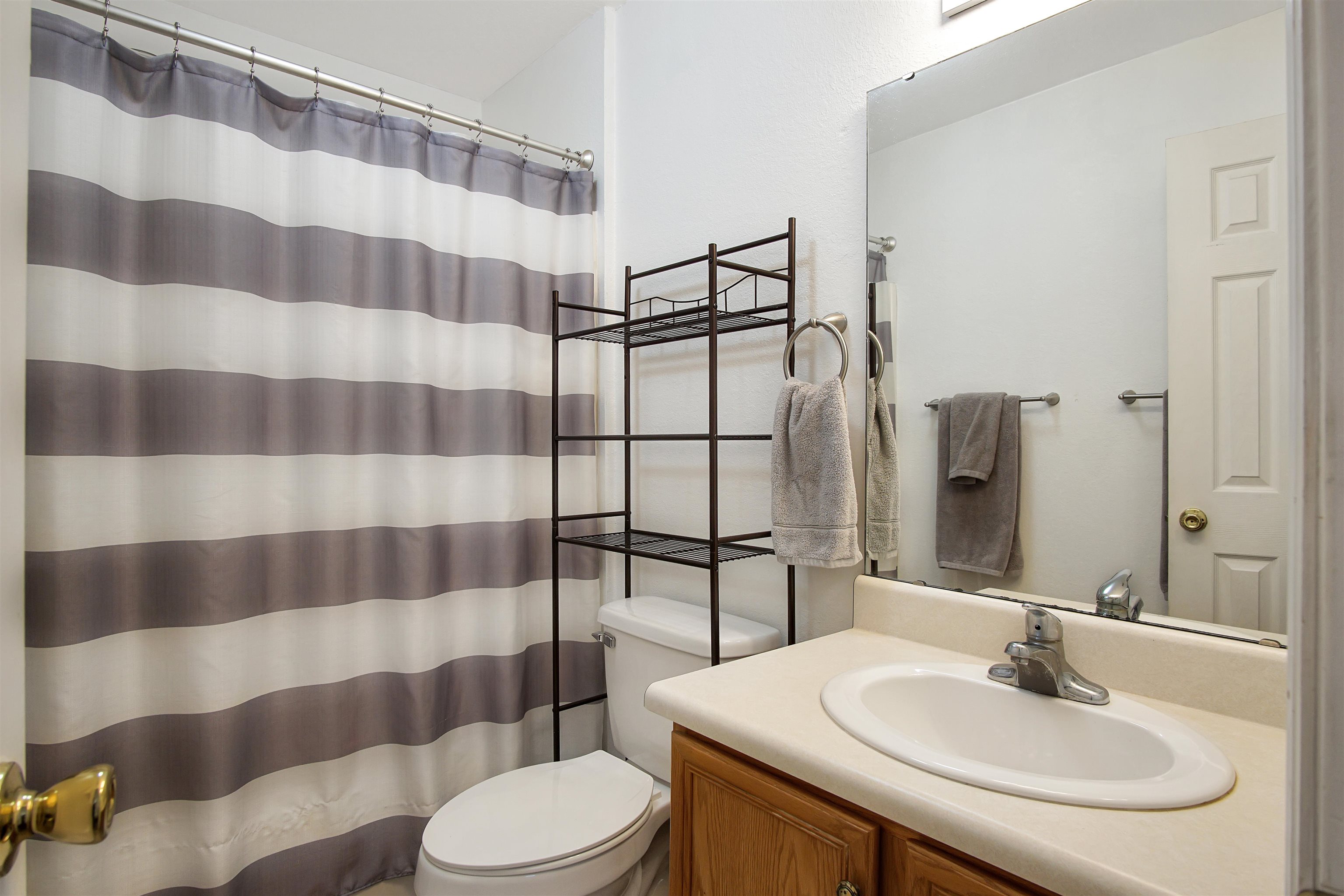 2738 W Tharpe Street Unit: 2204
