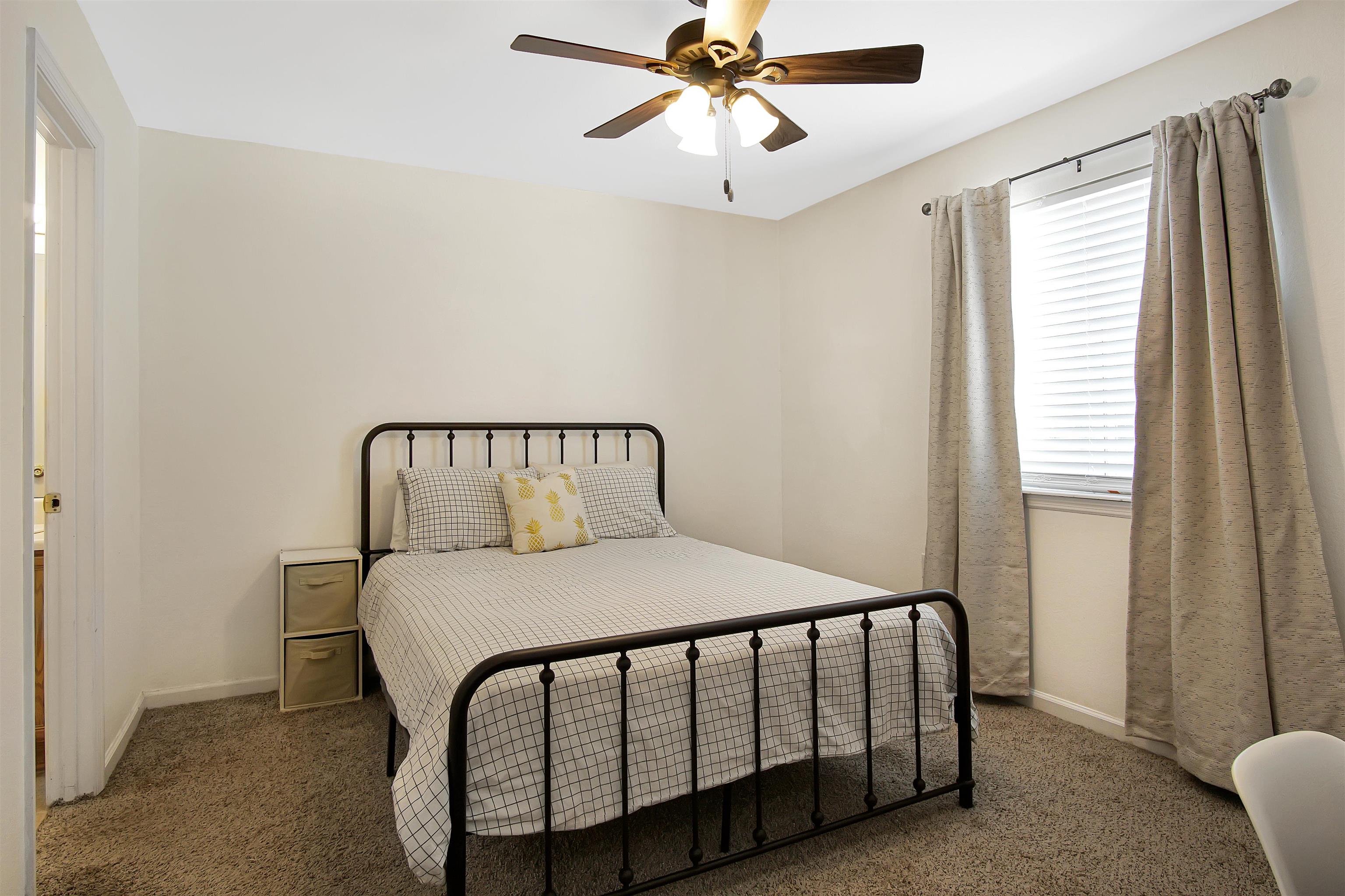 2738 W Tharpe Street Unit: 2204