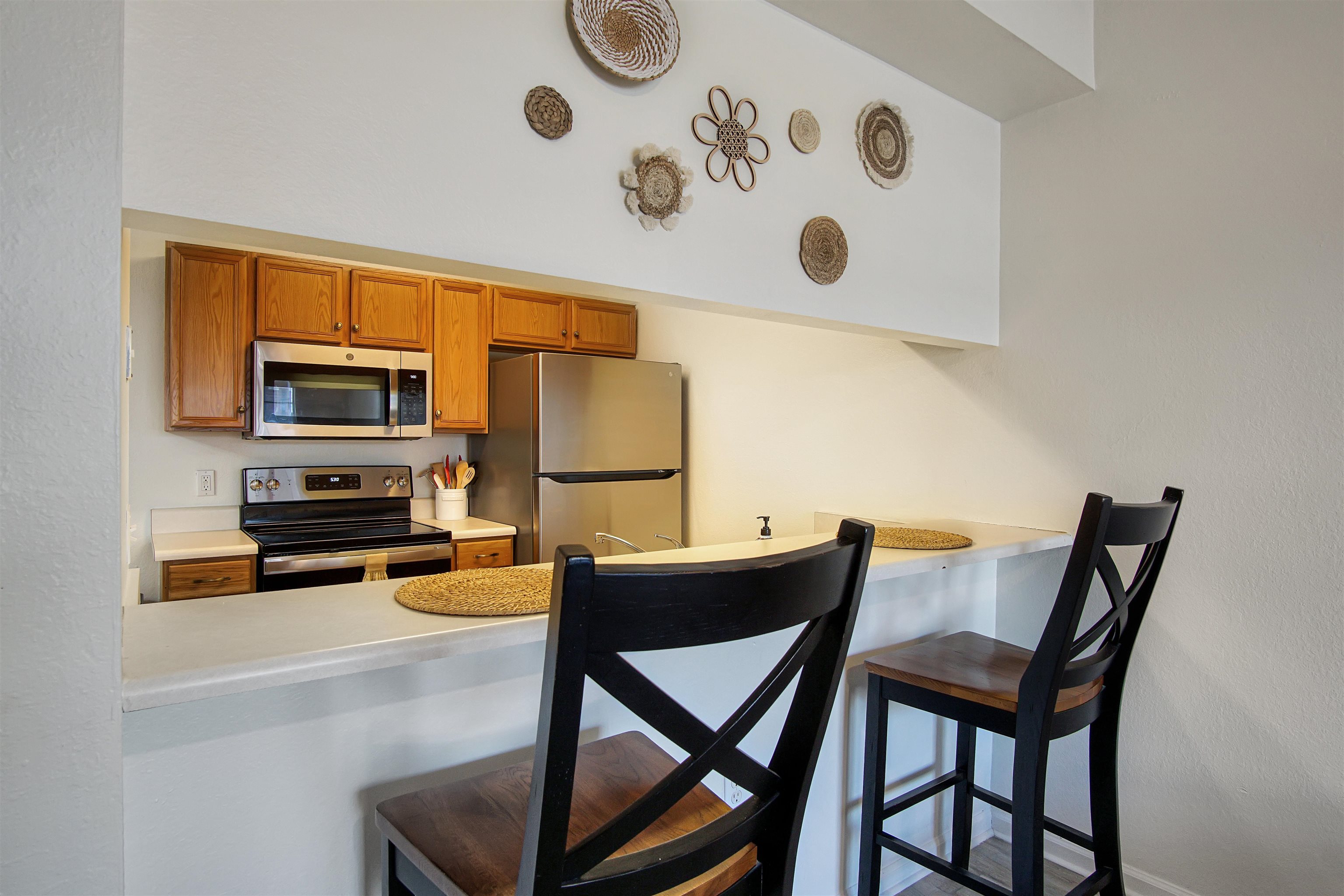 2738 W Tharpe Street Unit: 2204