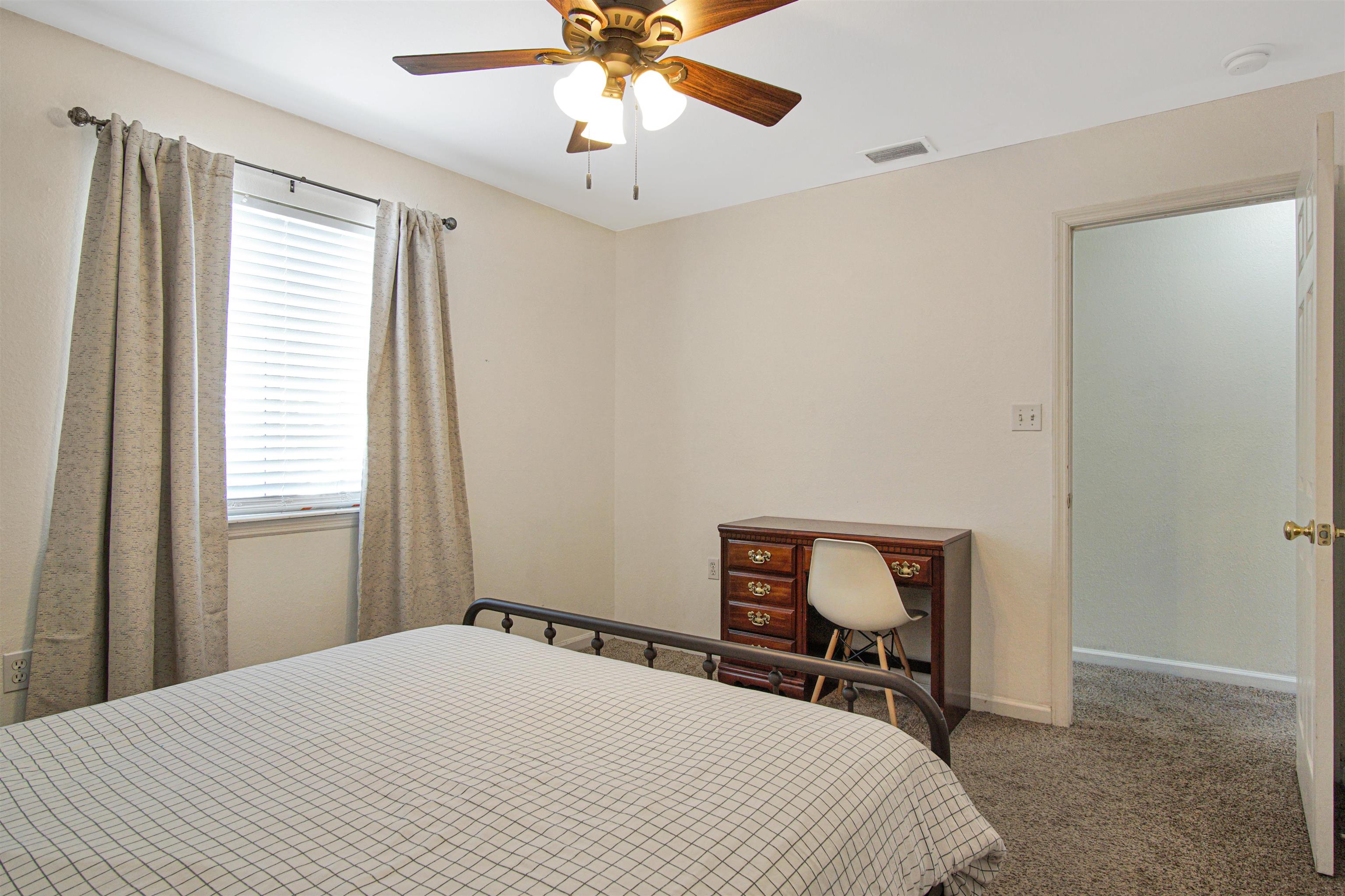 2738 W Tharpe Street Unit: 2204
