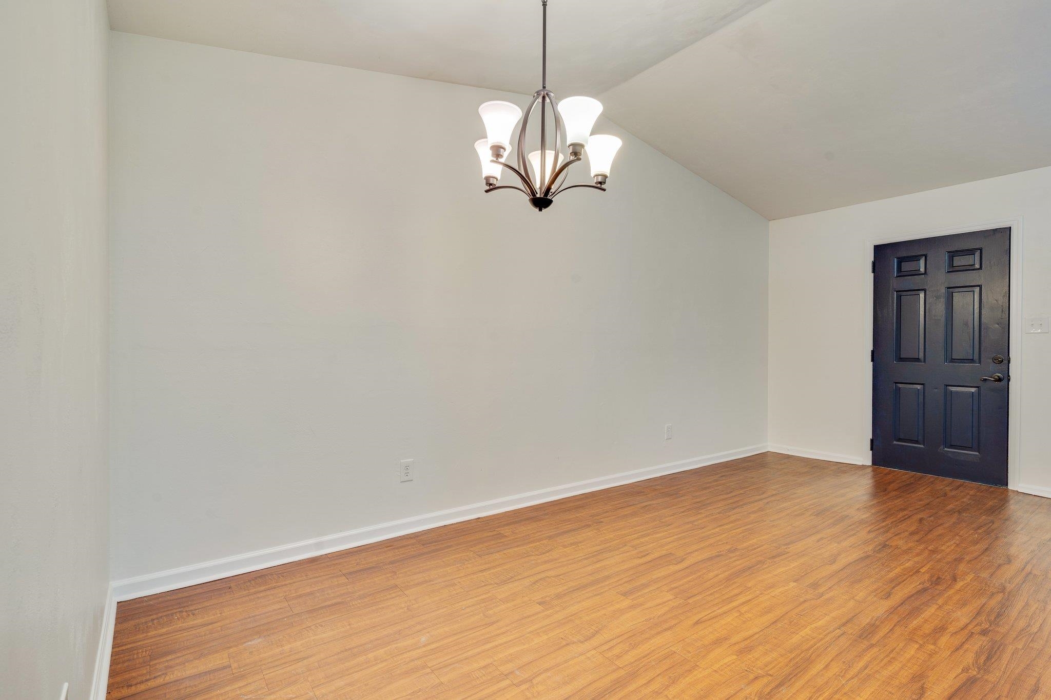 1136 Brafforton Drive