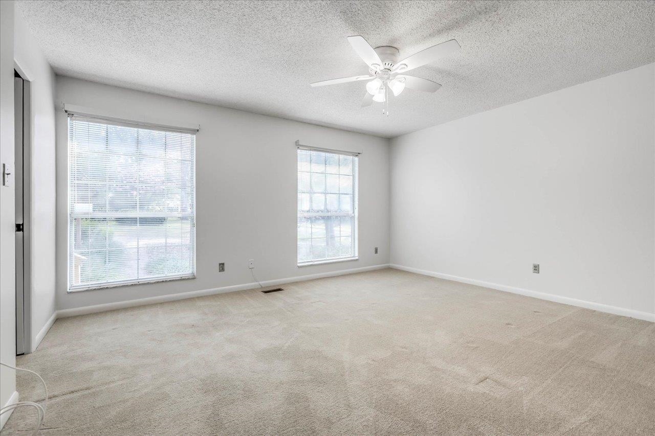 3721 Lifford Circle
