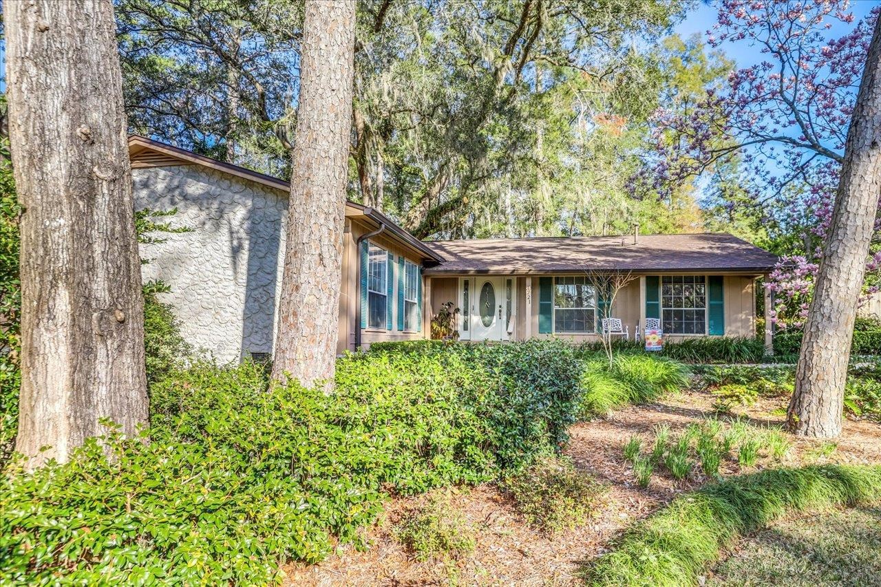 3721 Lifford Circle
