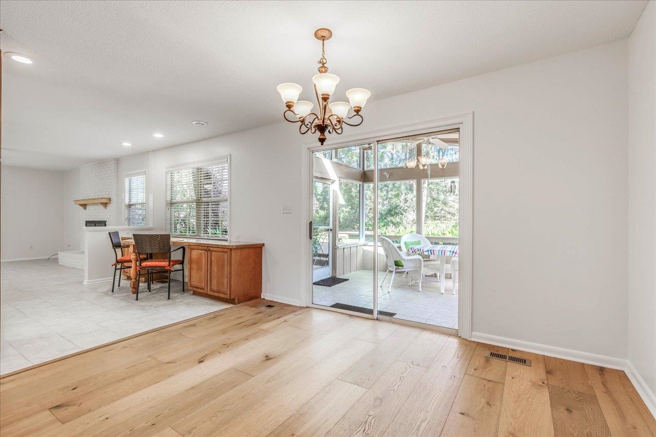 3721 Lifford Circle